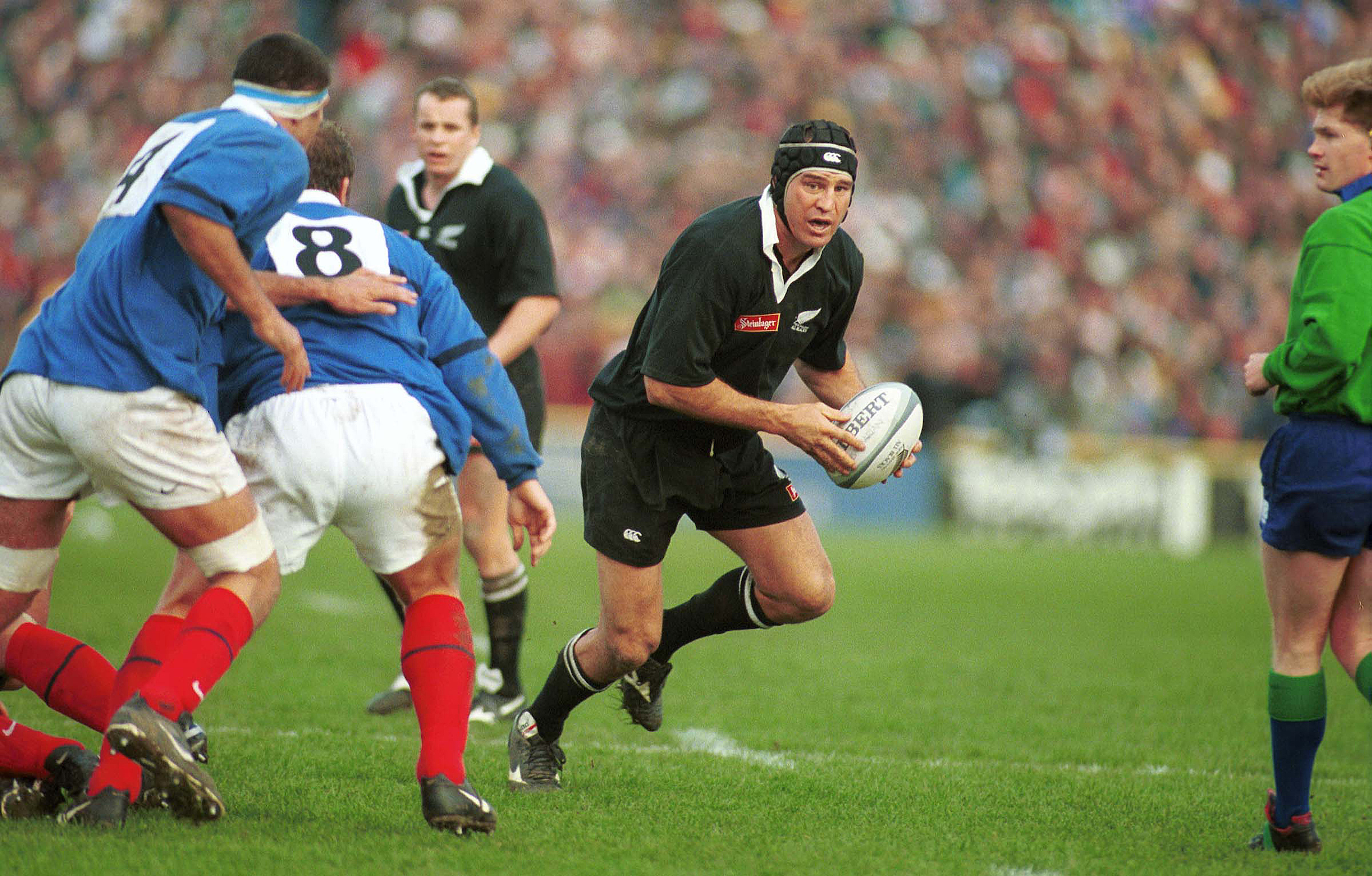 Robin Brooke in action against Samoa in 1999. Photo / Photosport