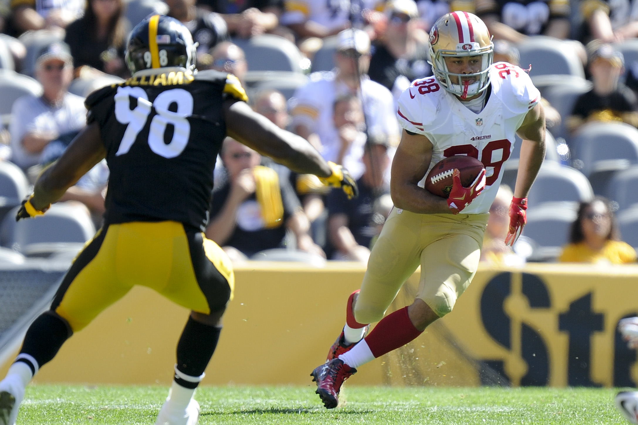 Jarryd Hayne embracing role on 49ers' practice squad