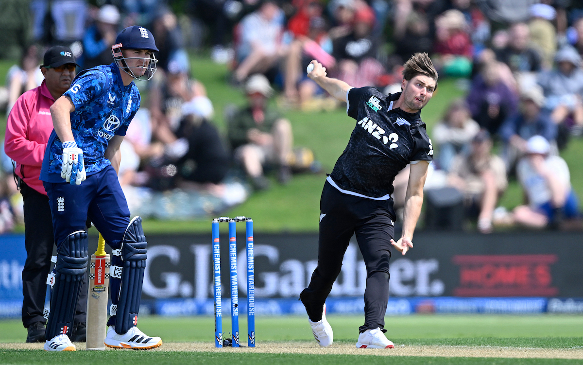 Zak Foulkes bowls against England at Bay Oval. Photo / Photosport