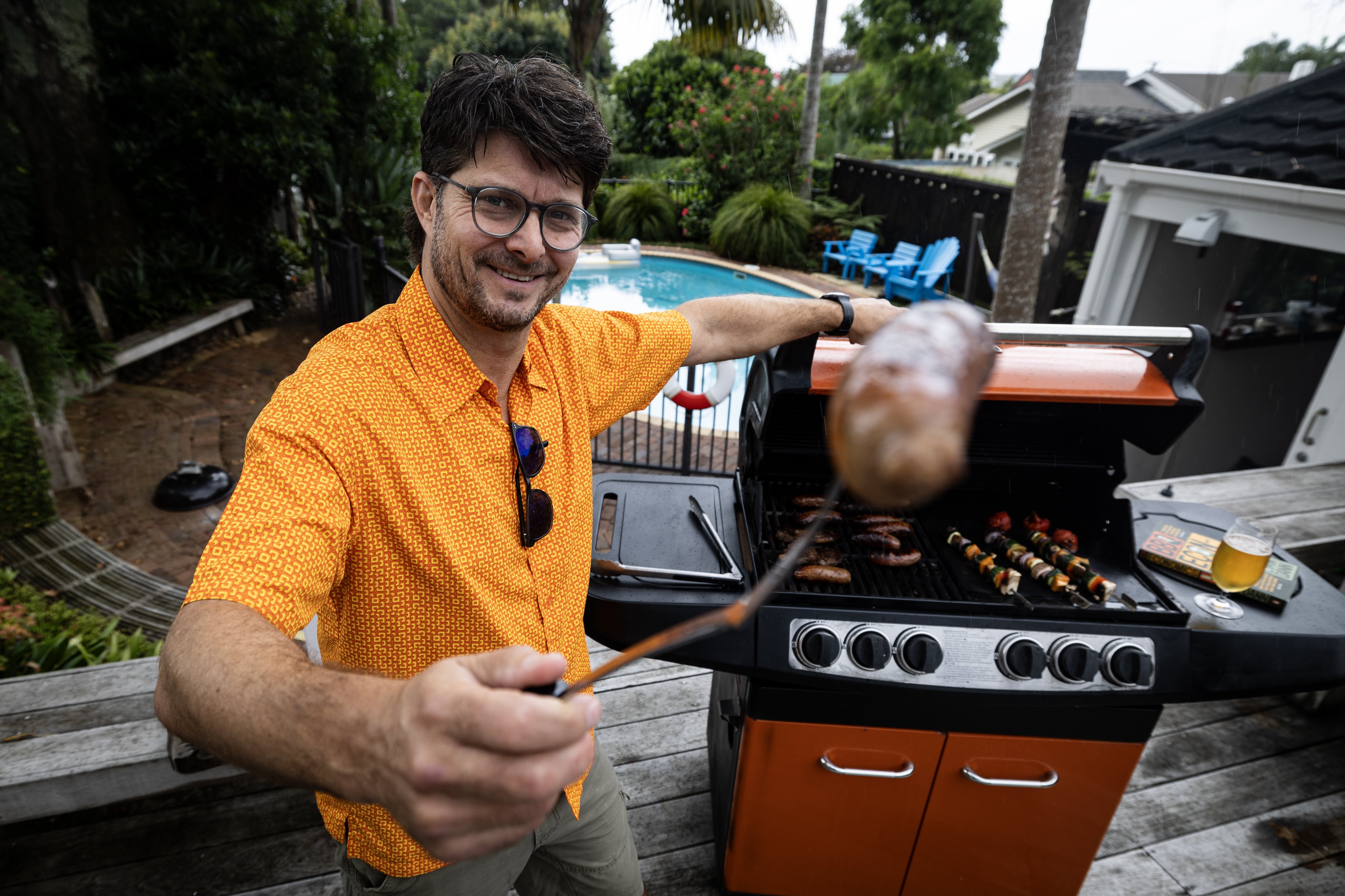 What to do with mortgage rates is a hot topic at BBQs, but chances are it's the bank that wins, says Liam Dann. Photo / Jason Oxenham�