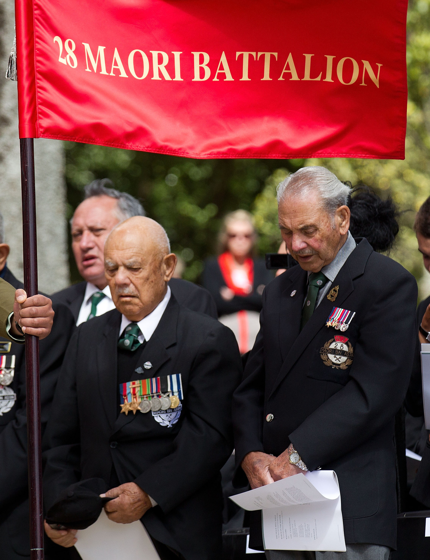 Surviving Māori Battalion members Arthur Midwood (centre) and Robert Gillies (right). Photo / NZME