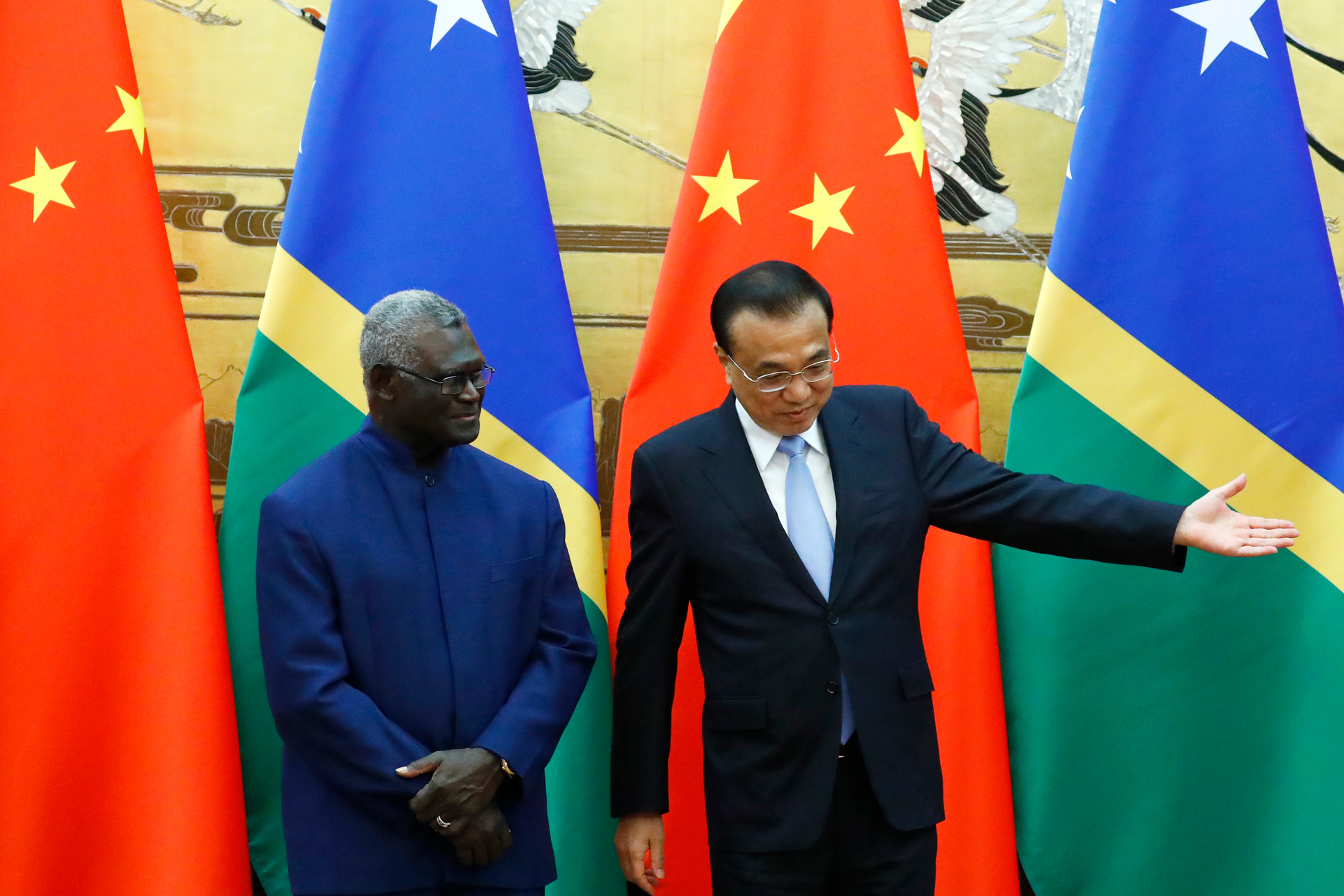 Solomon Islands Prime Minister Manasseh Sogavare (left) and Chinese Premier Li Keqiang in 2019. Photo / AP