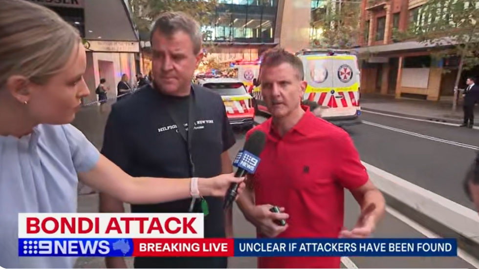 Two men speak to a 9 News reporter about helping a mother and baby stabbed in yesterday's attack. Photo / 9 News