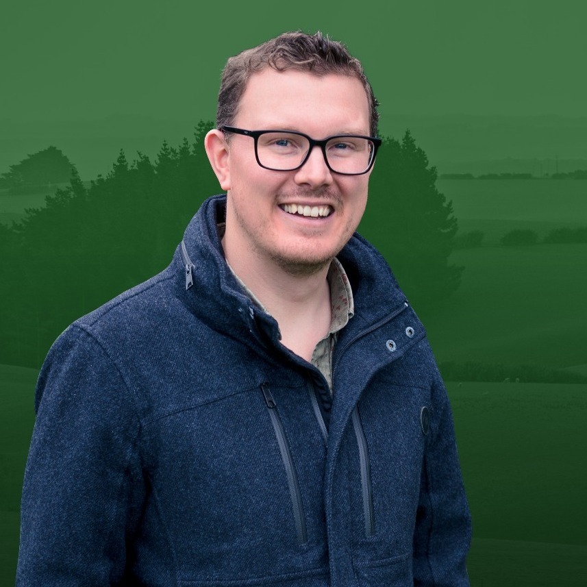 Luke Howden host's the Hokonui Breakfast, a radio show in Southland and on iHeart Radio. Photo / NZME