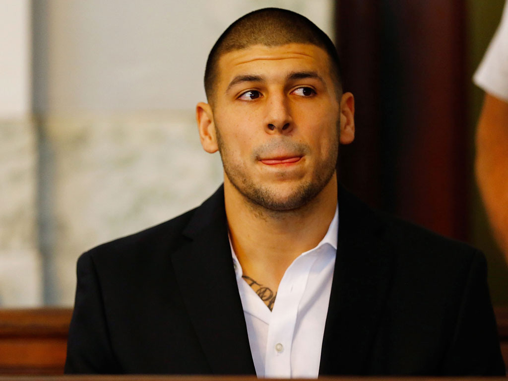 Aaron Hernandez sits in the courtroom of the Attleboro District Court during his hearing on August 22, 2013. Photo / Getty Images.