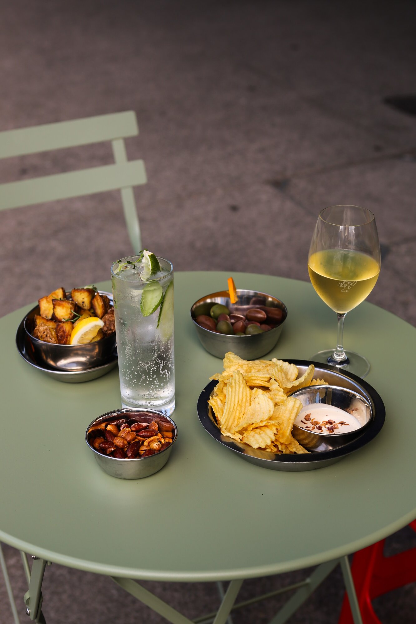 The Frog opened on Karangahape Rd in the space formerly occupied by Rose's Dining Room.