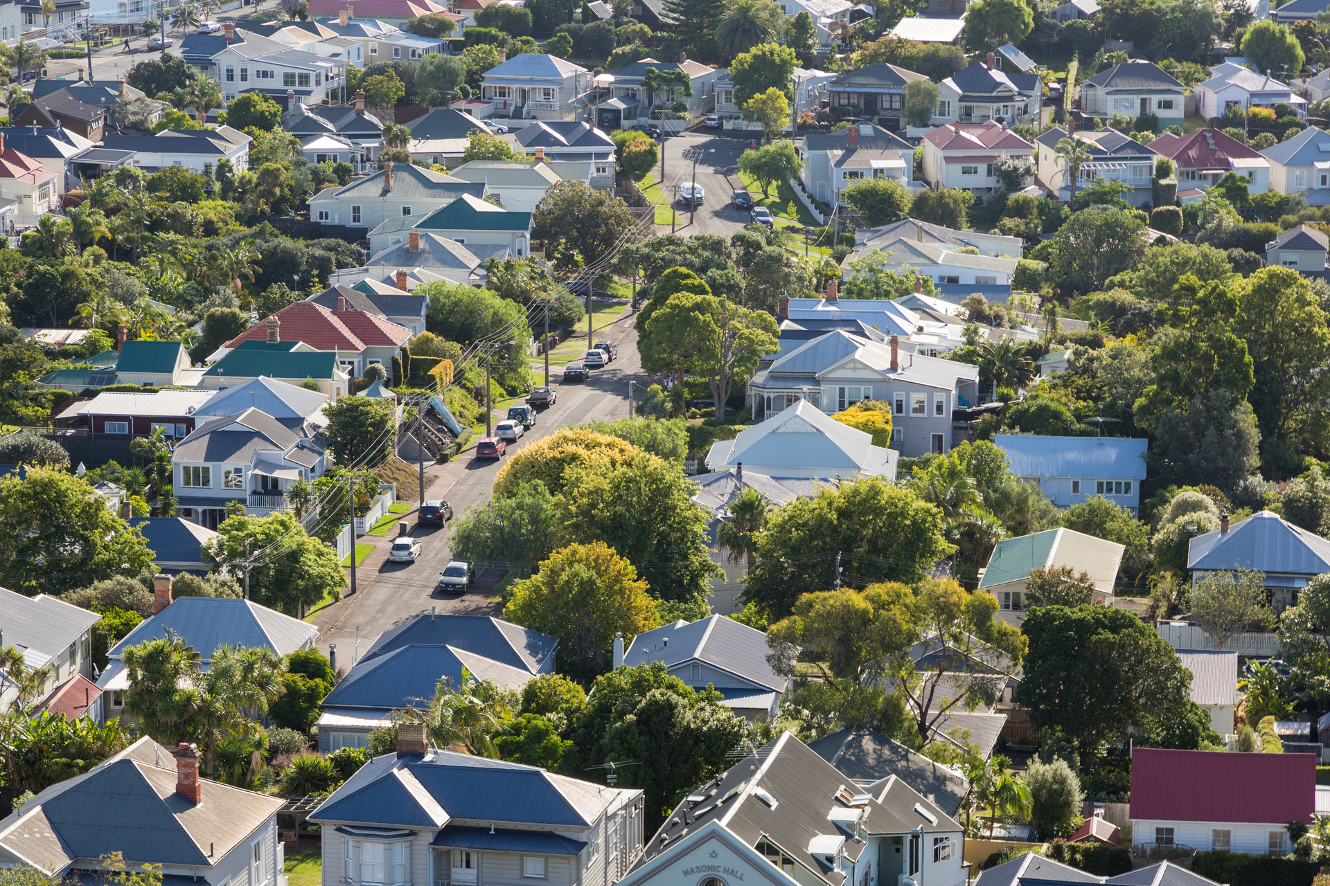 Lock and leave' apartments blamed for high number of empty homes in Auckland  CBD - NZ Herald