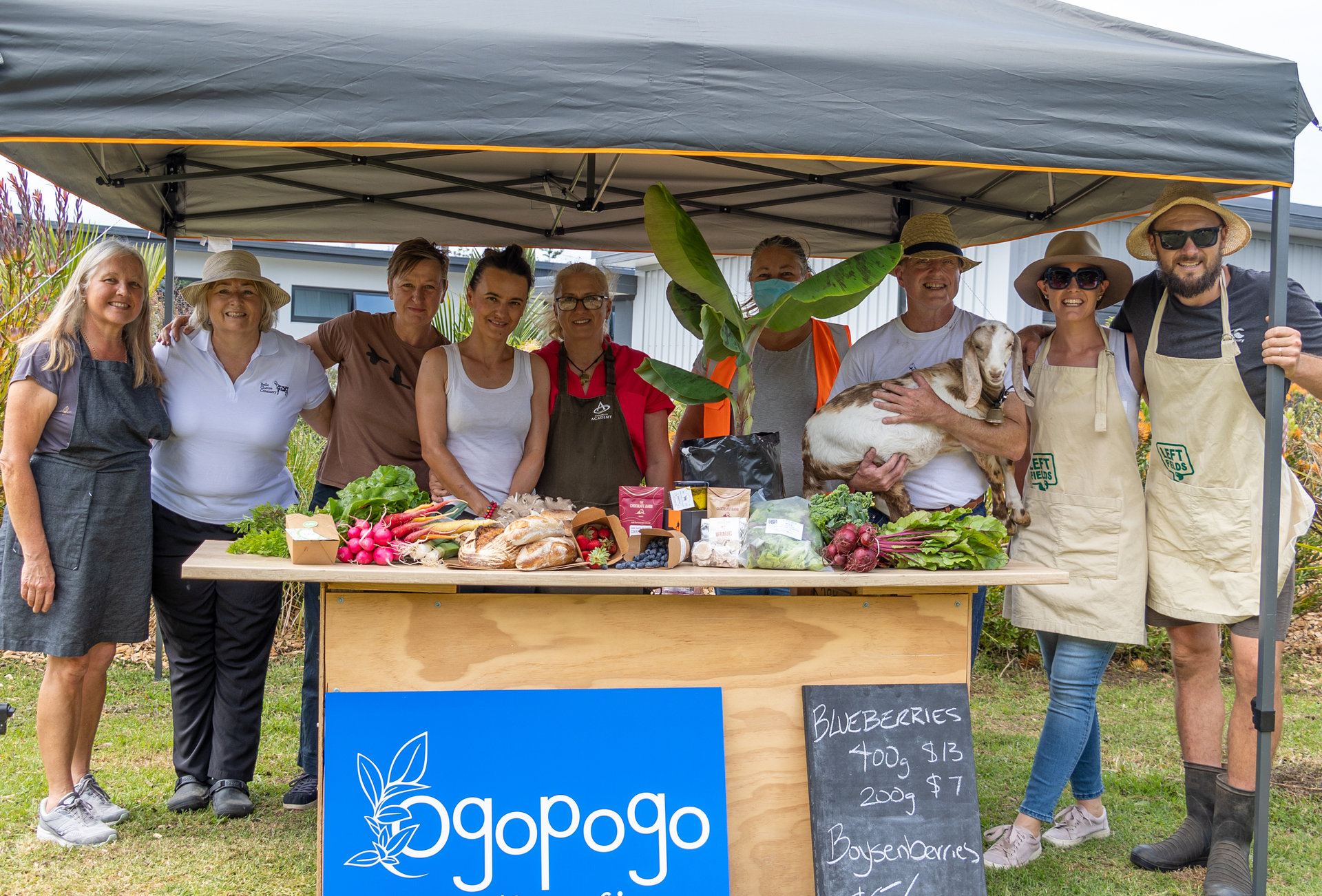 Stallholders at the Roving Rural Market. Photo / Donna Russell