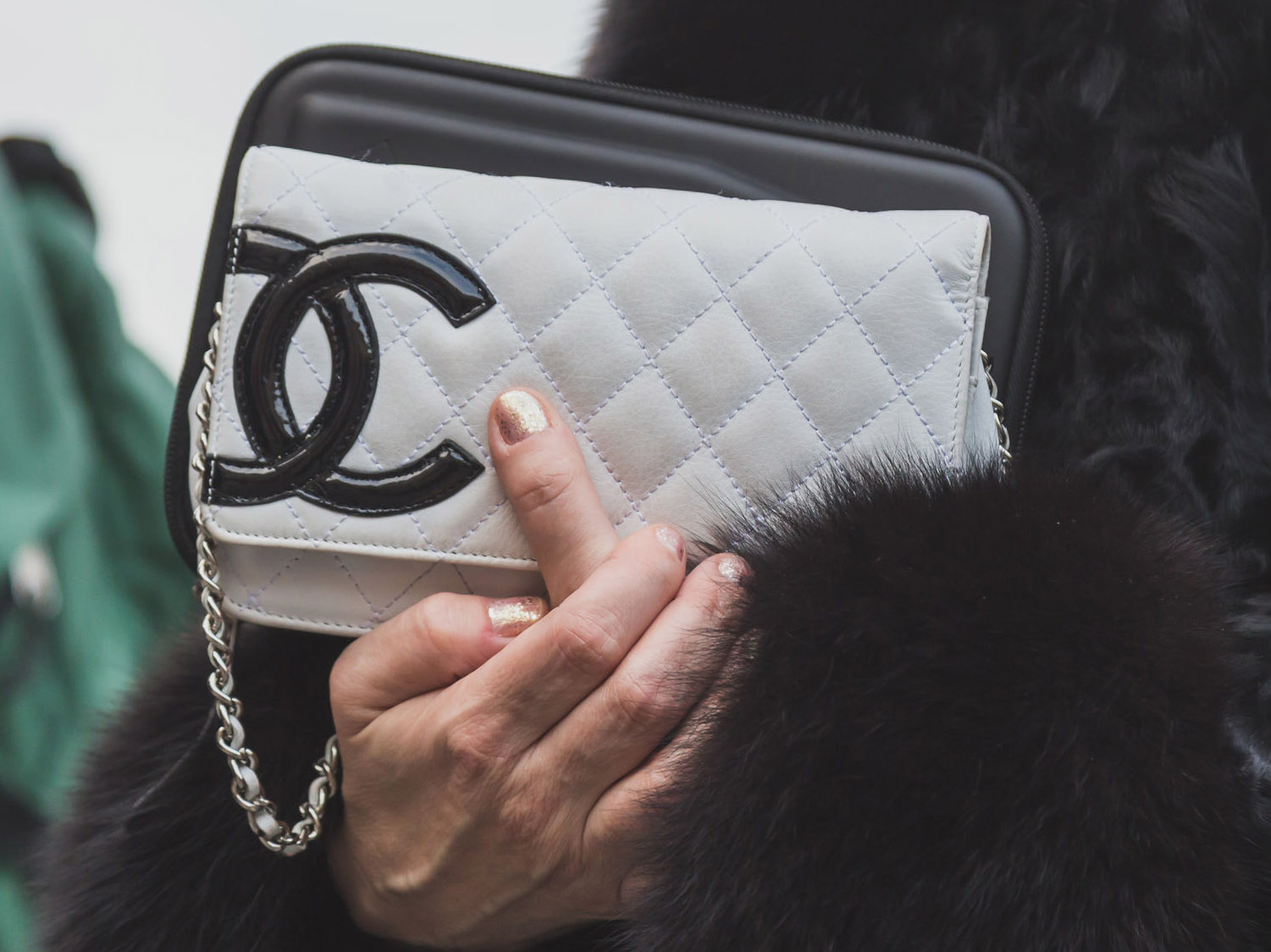Auckland fashionistas duped by replica Chanel handbags - NZ Herald