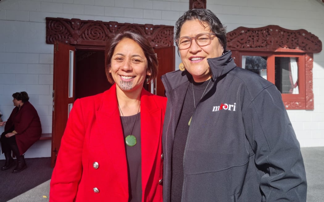 Labour candidate Cushla Tangaere Manuel (left) and predecessor-turned-Te Paati Maori candidate Meka Whaitiri after a debate at Upper Hutt's Ōrongomai Marae. Photo / Anneke Smith, RNZ