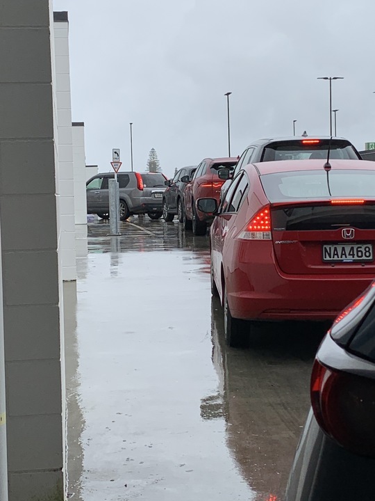 Cars queue at Westfield Newmarket where traffic was delayed for hours. Photo / Coco Veber-Nichols