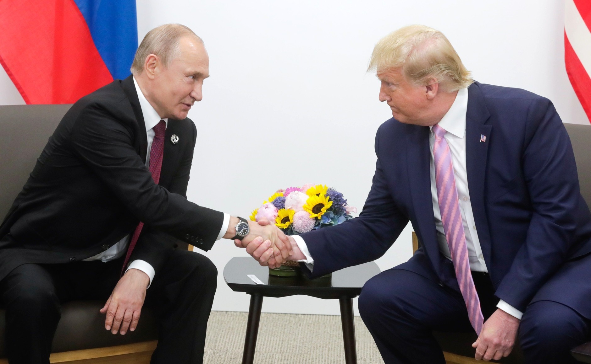 US President Donald Trump meets Russian President Vladimir Putin in 2019. Photo /Getty Images
