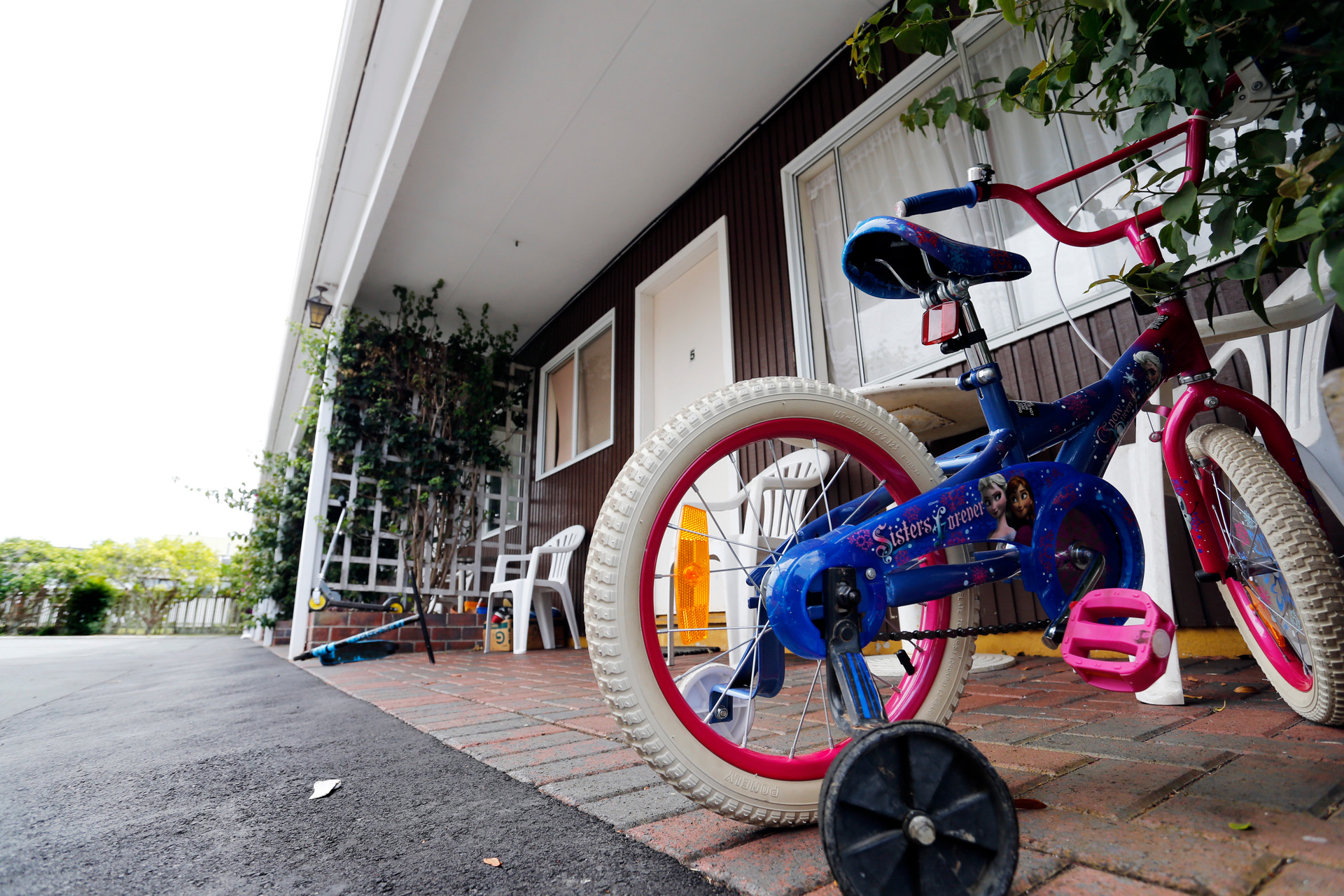 Emergency housing at a motel in Whangarei: Phot / John Stone