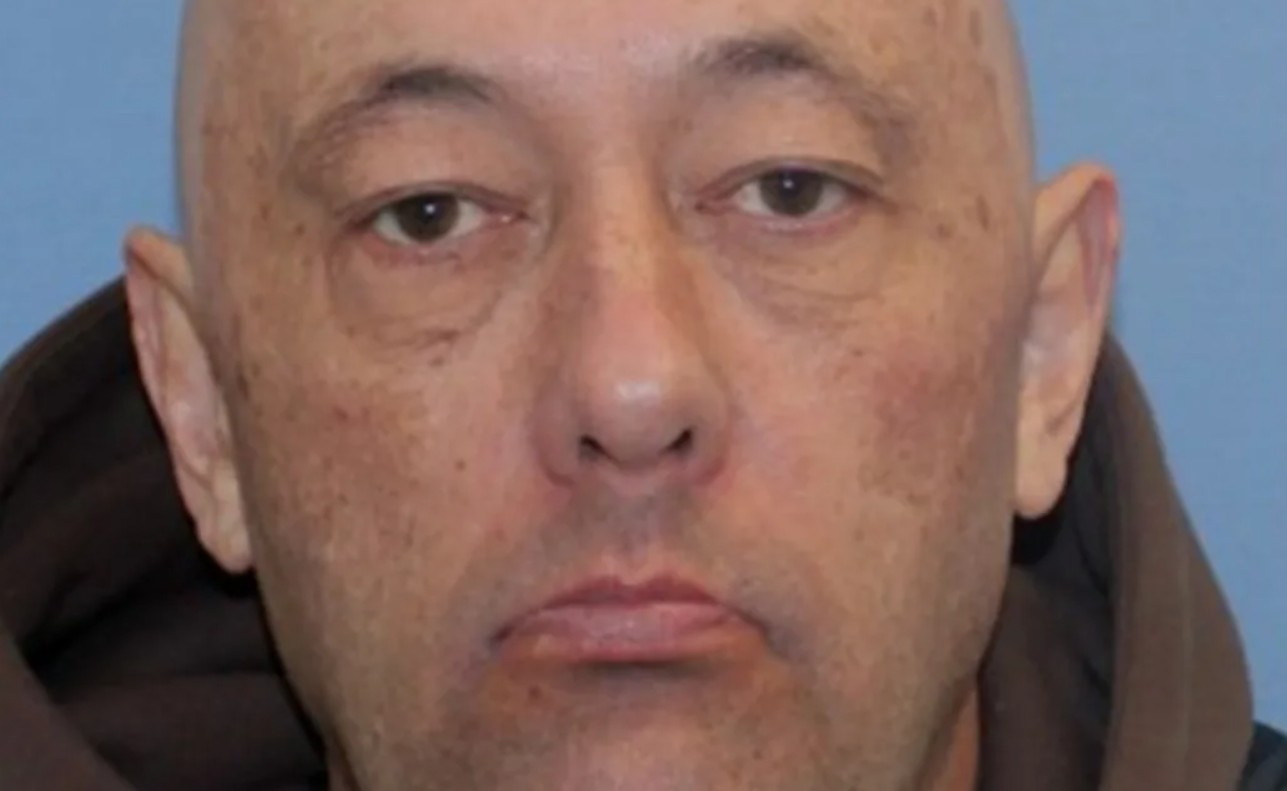 Police believe Jeremy Robertson, the only suspect in his mother Karen Gilbert-Palmer's death, is likely dead.