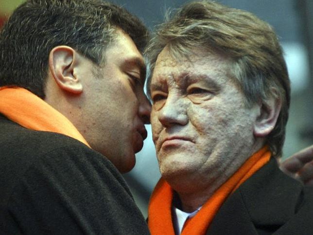 Boris Nemtsov (left) with former Ukrainian president Viktor Yushchenko. Photo / AP