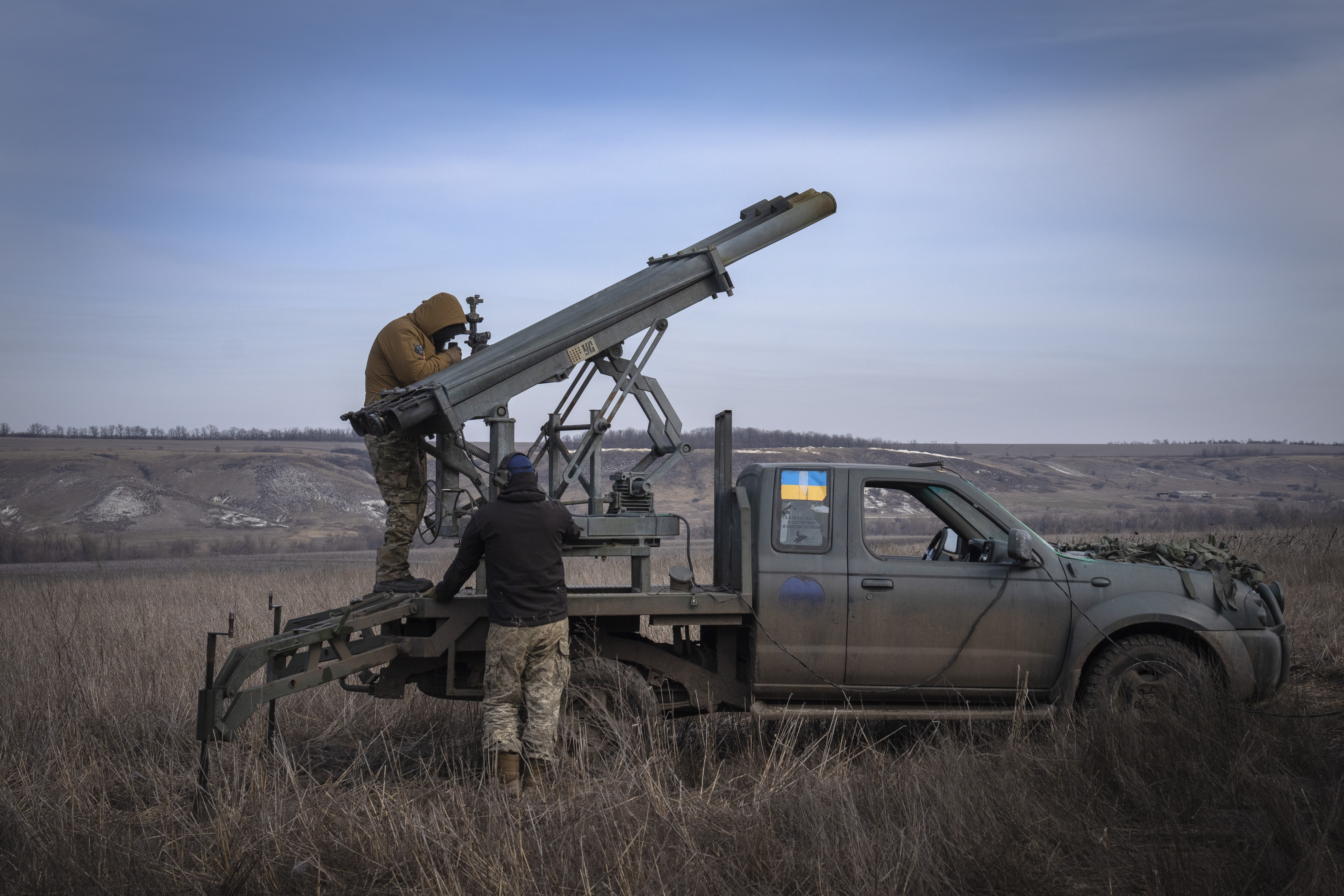 Senior US defence officials said that the Pentagon will rush about US$300 million in weapons to Ukraine after finding some cost savings in its contracts. Photo / AP