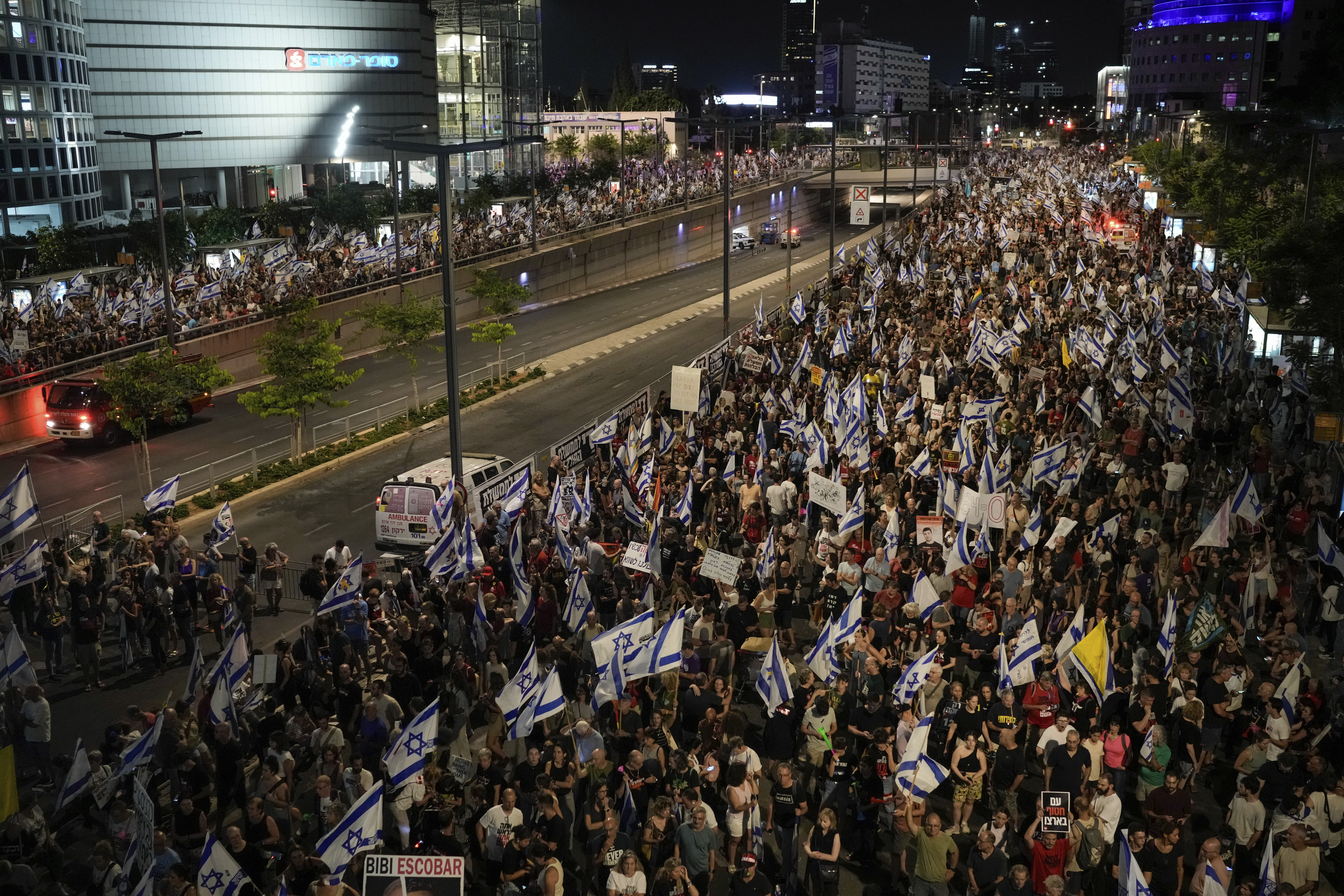 People protest against Israeli Prime Minister Benjamin Netanyahu's government and call for the release of hostages held in the Gaza Strip. Photo / AP