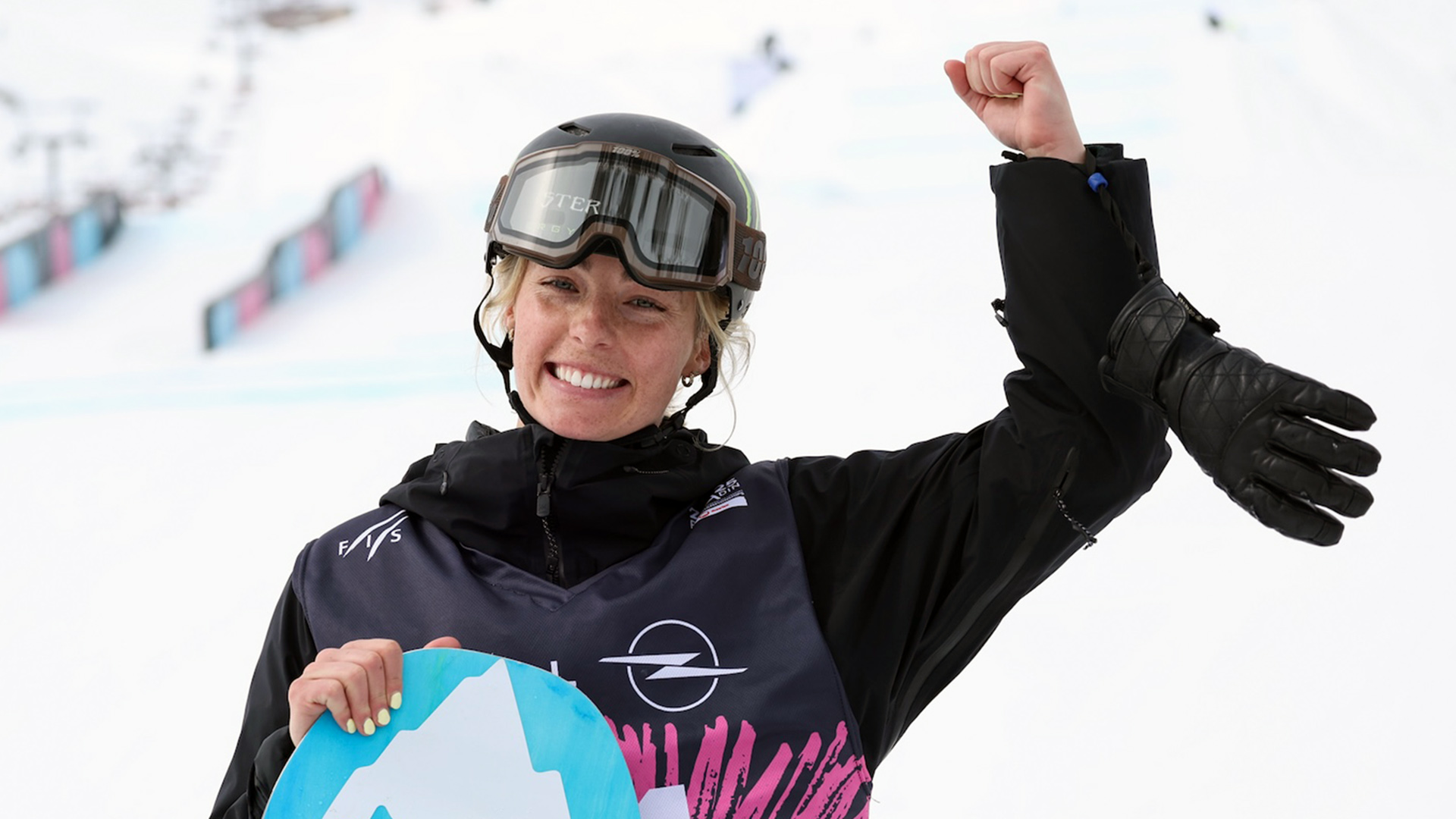 Zoi Sadowski-Synnott will lead New Zealand’s hopes at next year’s Winter Olympics in Italy. Photo / FIS Park & Pipe