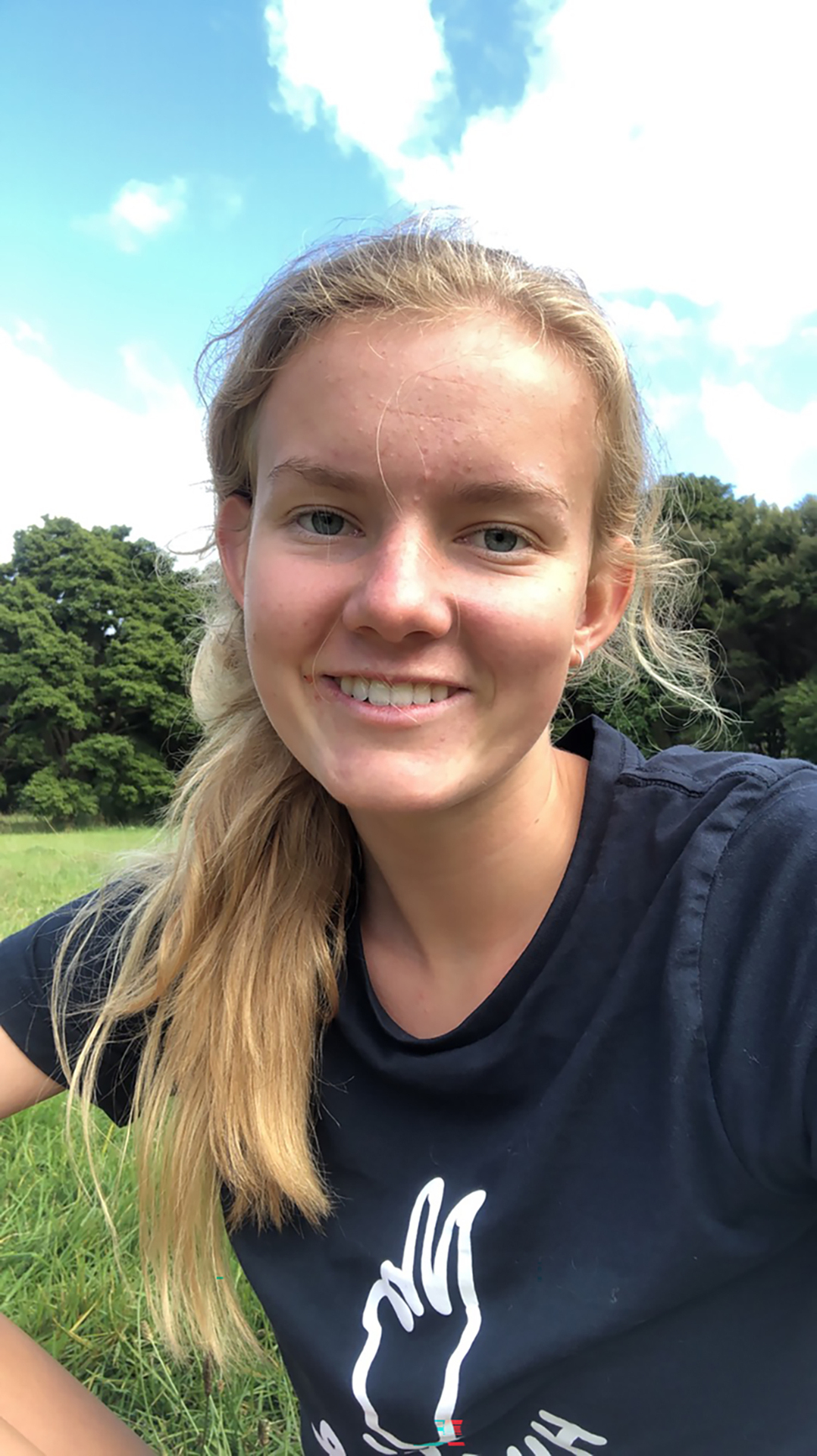 Cassandra Fausett, a 17-year-old from Auckland, experienced a devastating spiral into serious mental illness. Photo / Supplied