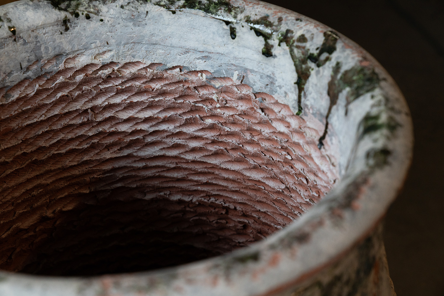 The imprint from the sisal rope on the inside of a pot. Photo / Hyuma Kaneko