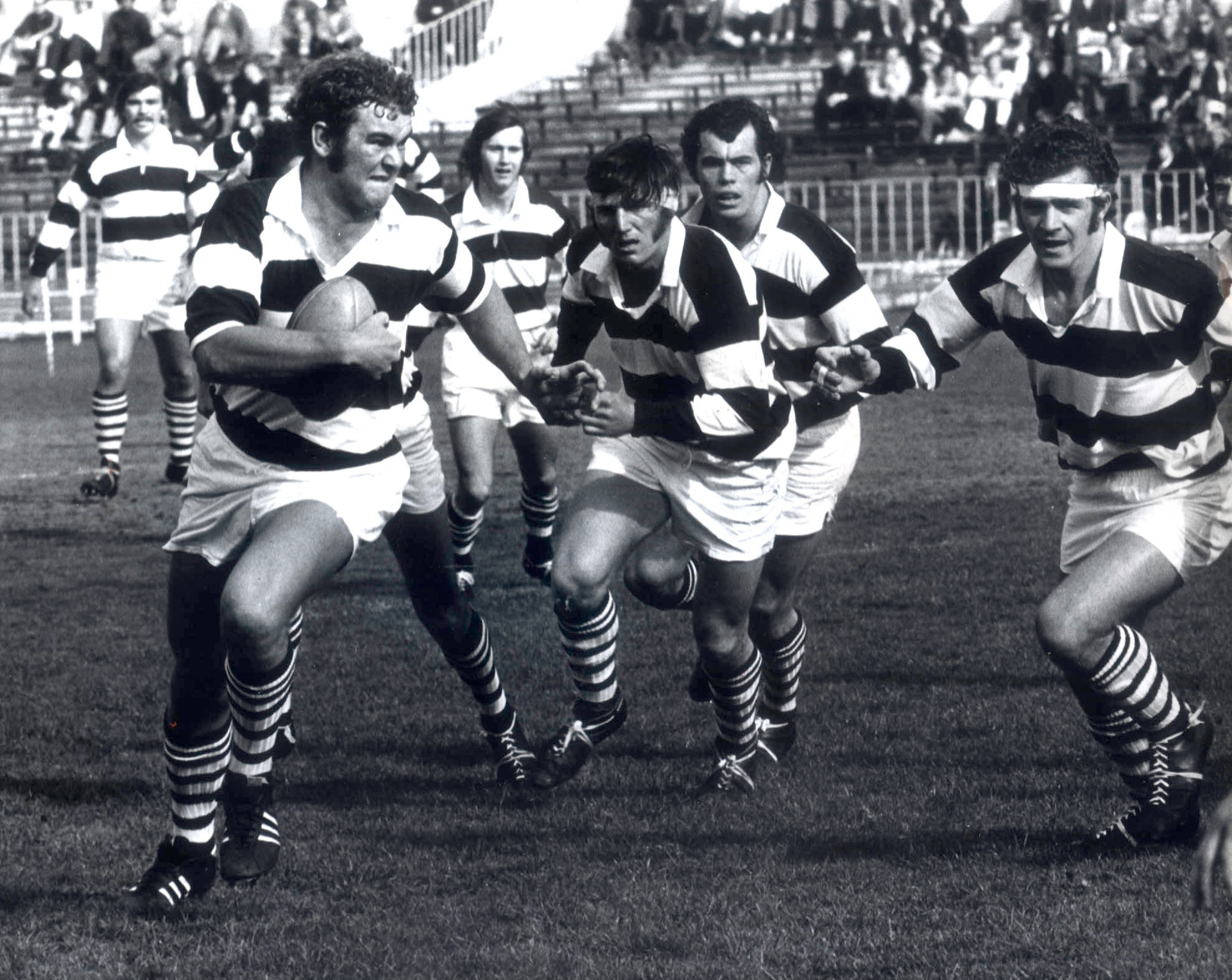Andy Haden breaks clear for Auckland against Wellington on 9 September 1972. Photo / NZ Herald