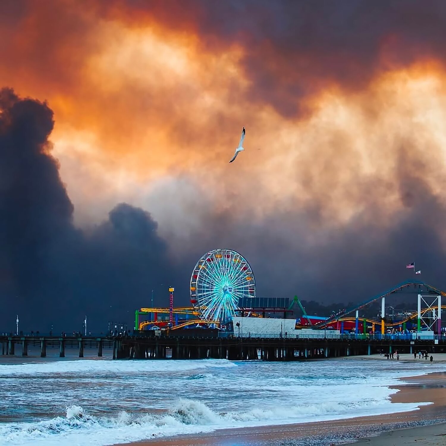 Santa Monica Pier with a backdrop of smoke from the wildfires sweeping through Los Angeles. Image / Kimberley Crossman