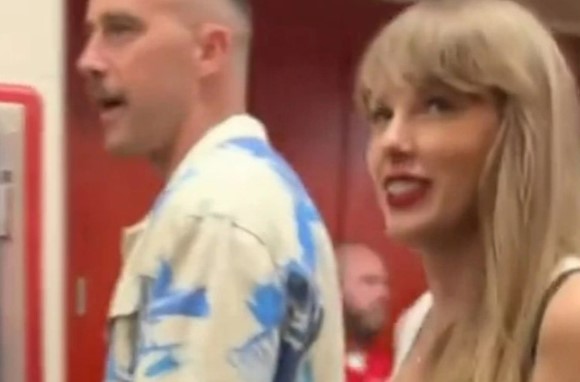 Swift and Kelce – who are widely reportedly to be dating – were spotted walking out of Kansas City’s Arrowhead Stadium together before driving off in Kelce’s car. Photo / TikTok