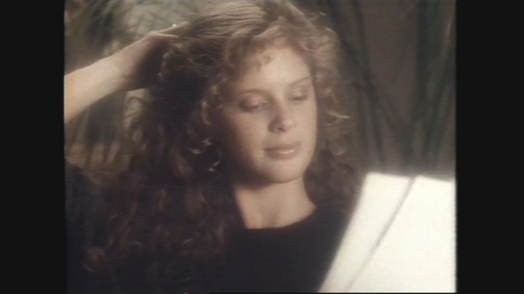Rachel Hunter in a Eyewitness News clip from the time she was first signed to the Ford Modelling Agency. Photo / TVNZ
