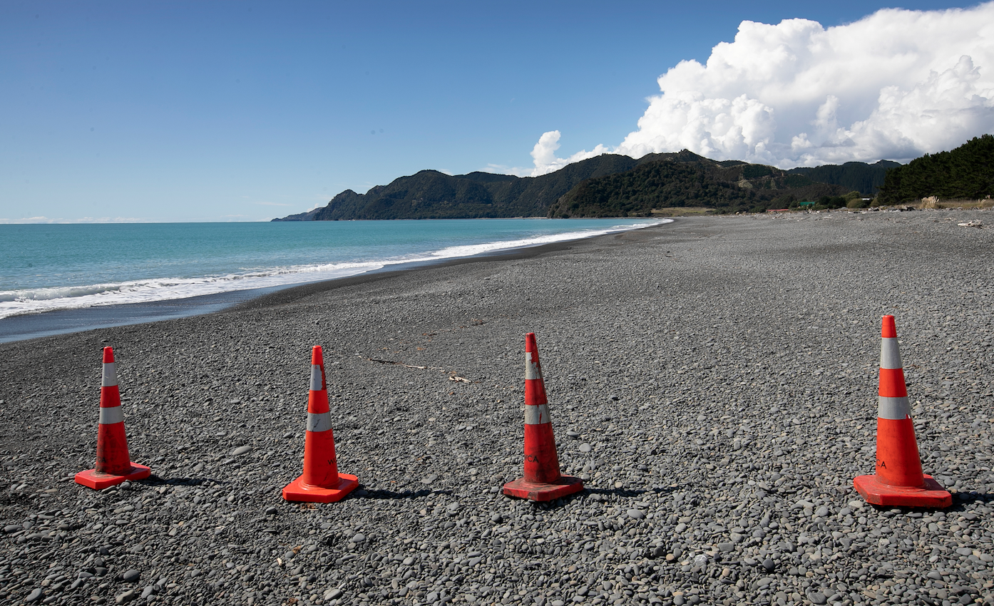The Te Whānau-ā-Apanui iwi are taking no chances at their SH35 Hawai roadblock on the coast. Photo / Alan Gibson
