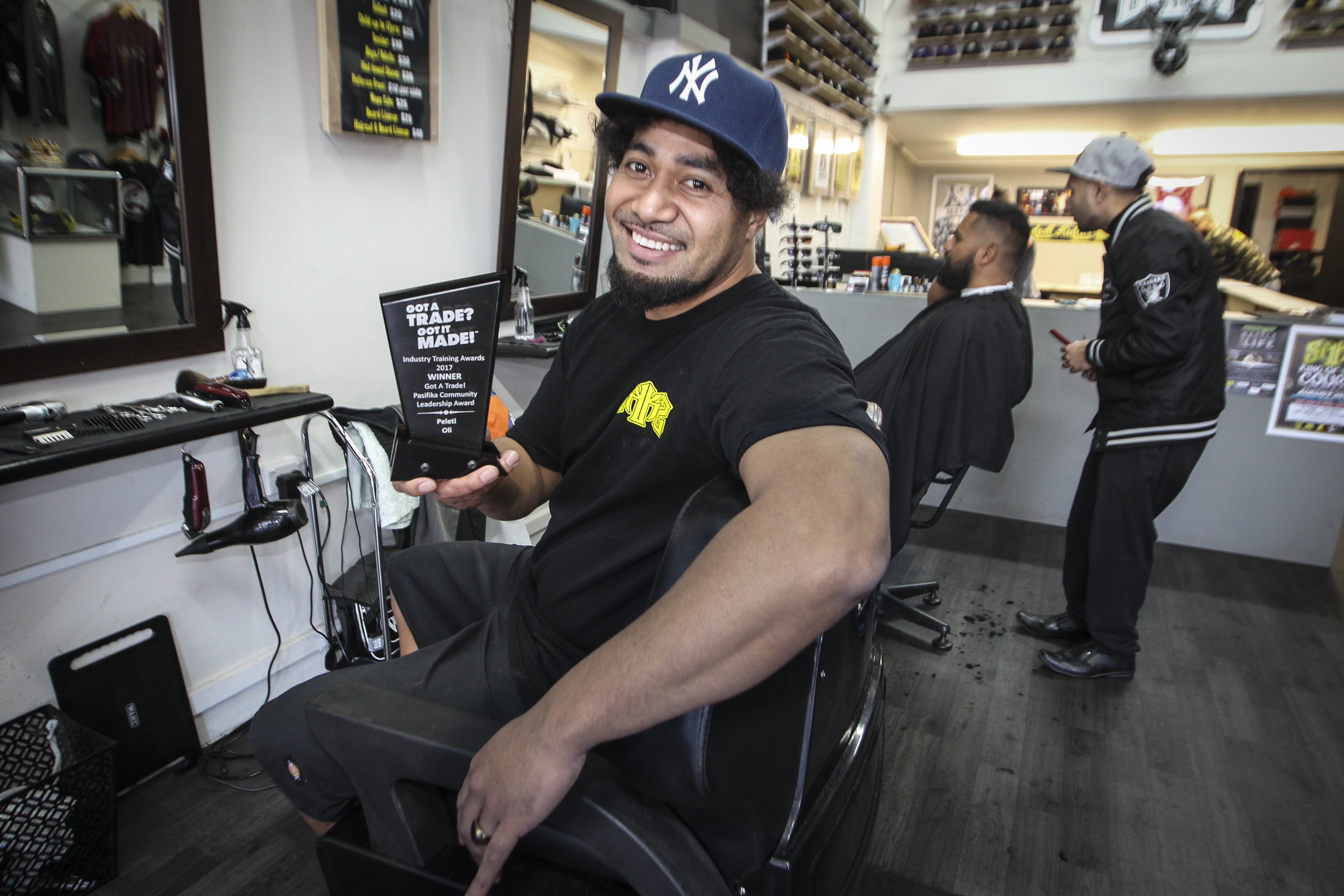Locally-made pomade a hit, says Thorold barber - Thorold News