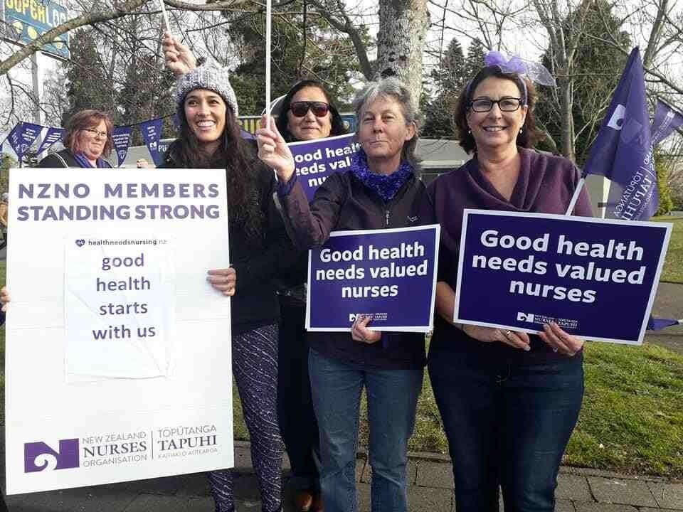 New Zealand Nurses Association members protest. Photo / Roz Martin