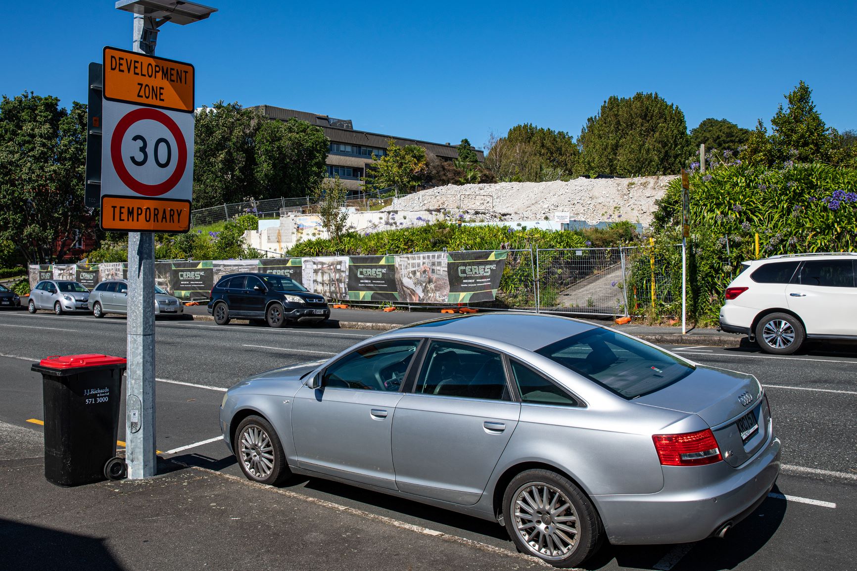 A view of the site of the new Tauranga courthouse between Monmouth St and McLean St, with the McLean House court building in the background. Photo / Mead Norton