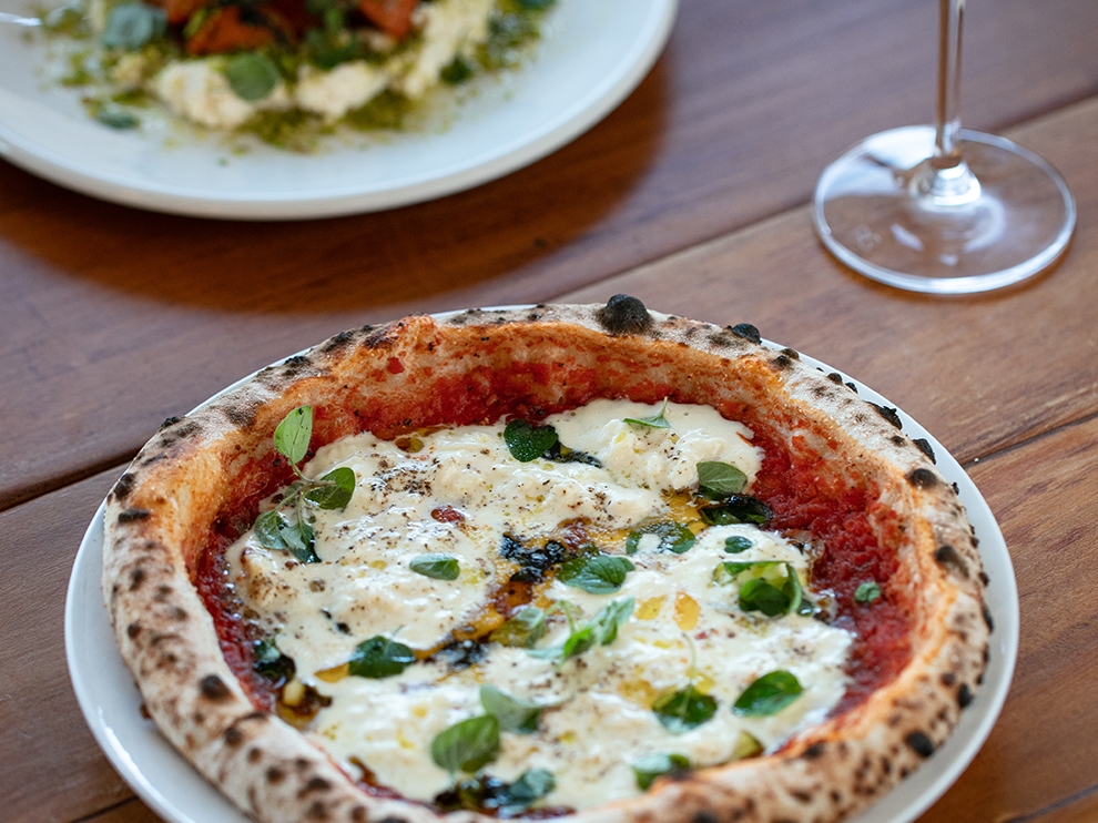 The tomato and stracciatella pizza at Ooh-Fa. Photo / Babiche Martens