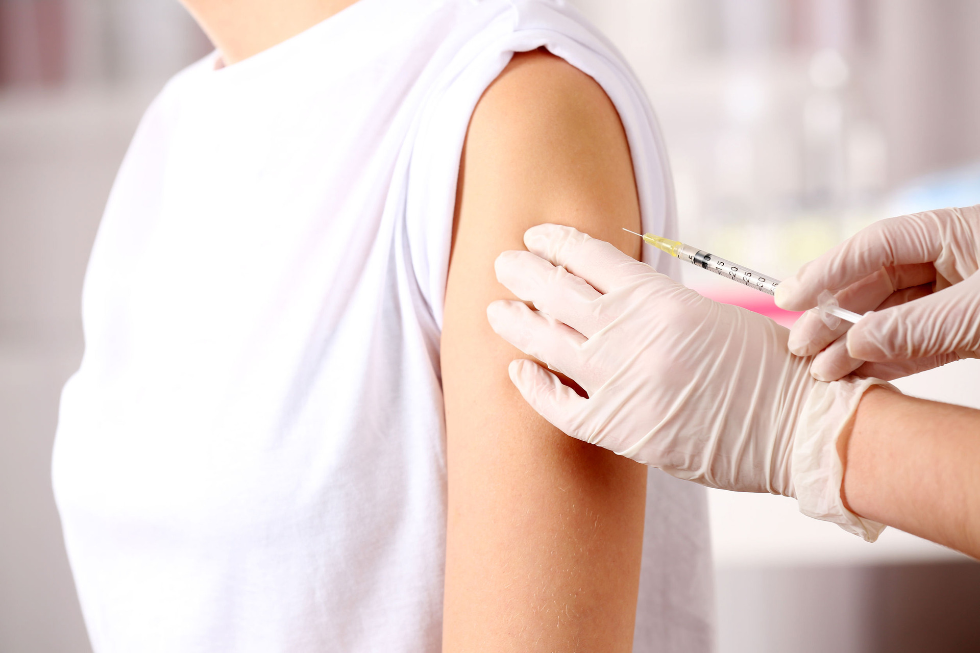 The Royal Commission Phase Two report said vaccinators didn't always tell clients about the risks of getting vaccinated, nor did their guidelines always require them to. Photo / 123rf