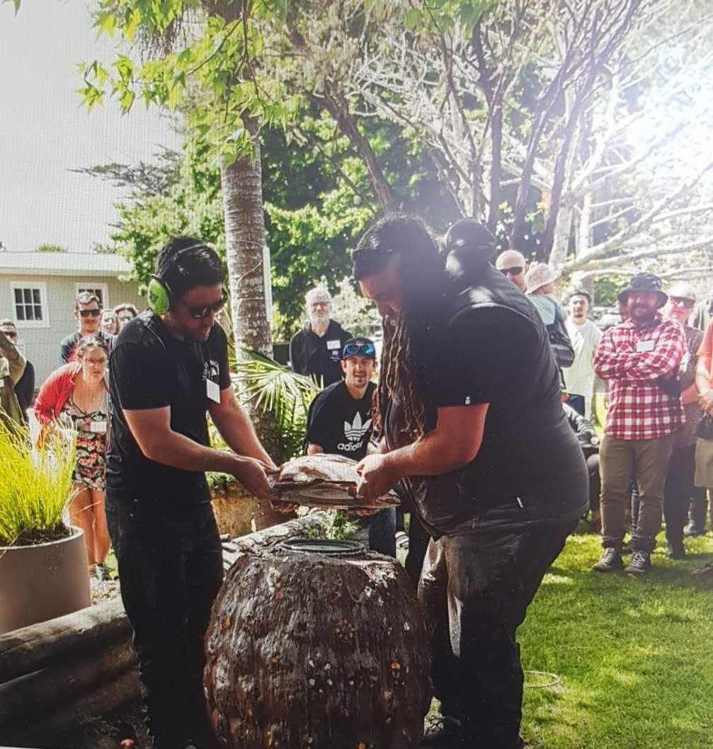 The “Time Capsule Egg” planted at Peria School in 2001 was reopened at the school’s 150th jubilee.