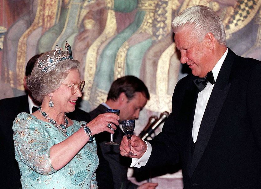 Boris Yeltsin was ‘amazed’ by Queen Elizabeth at a banquet in Moscow. Photo / Getty Images