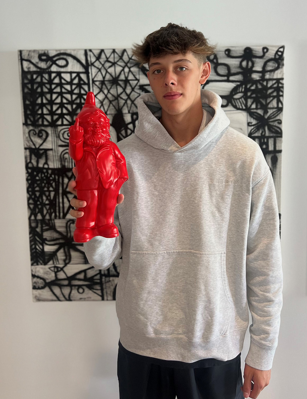 Astin Parore, son of Sally Ridge and Adam Parore, is the founder of online art gallery essentialsnz.com and is in his third year of studies at Auckland University for his Bachelor of Commerce and Property.