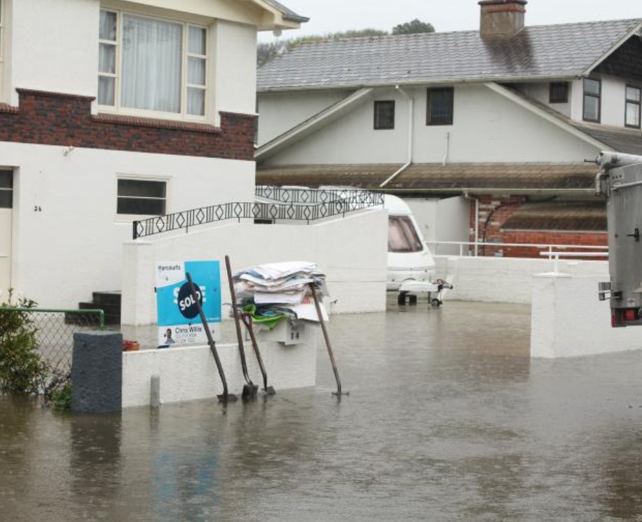 A flooded house on Ardwick St in Gore. Photo / Ben Andrews, ODT