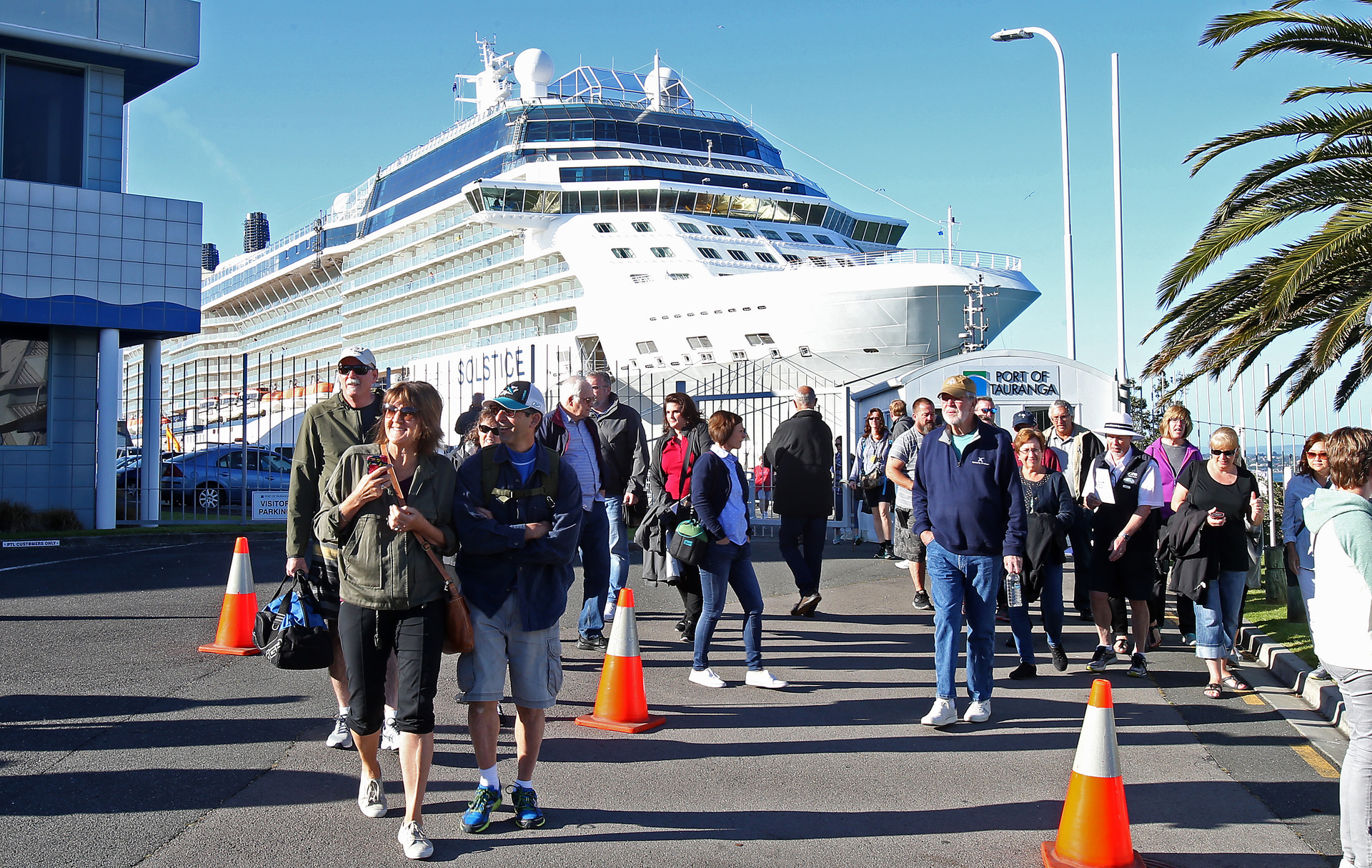 Cruise ships offer a huge boost to local communities and help drive their economies, Restaurant Association chief executive Marisa Bidois says. Photo / NZME 