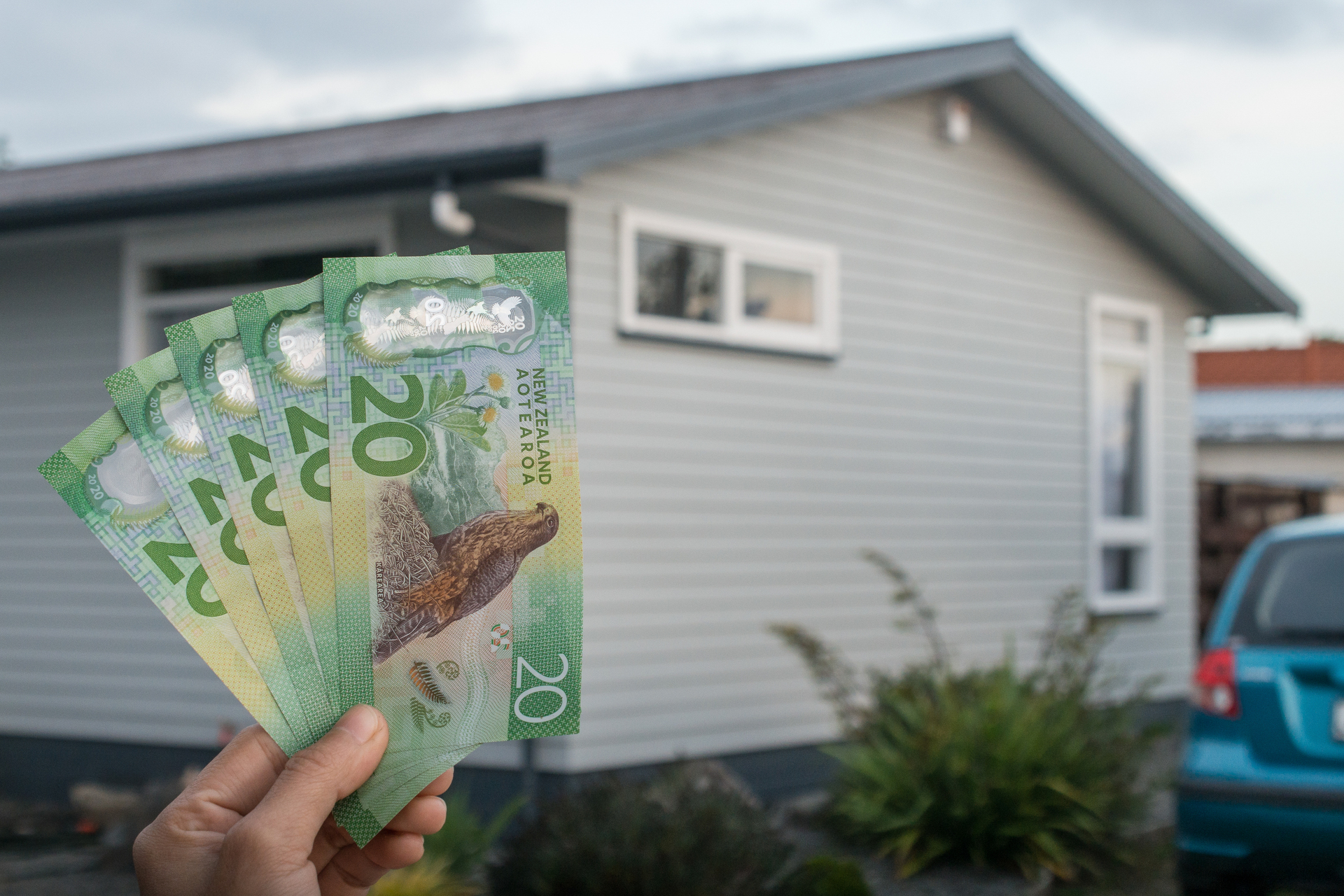 Research by Consumer NZ in 2022 found the Bank of Mum and Dad was the country's fifth-biggest lender, with $22.6 billion in loans doled lout to young home buyers. Photo / 123RF