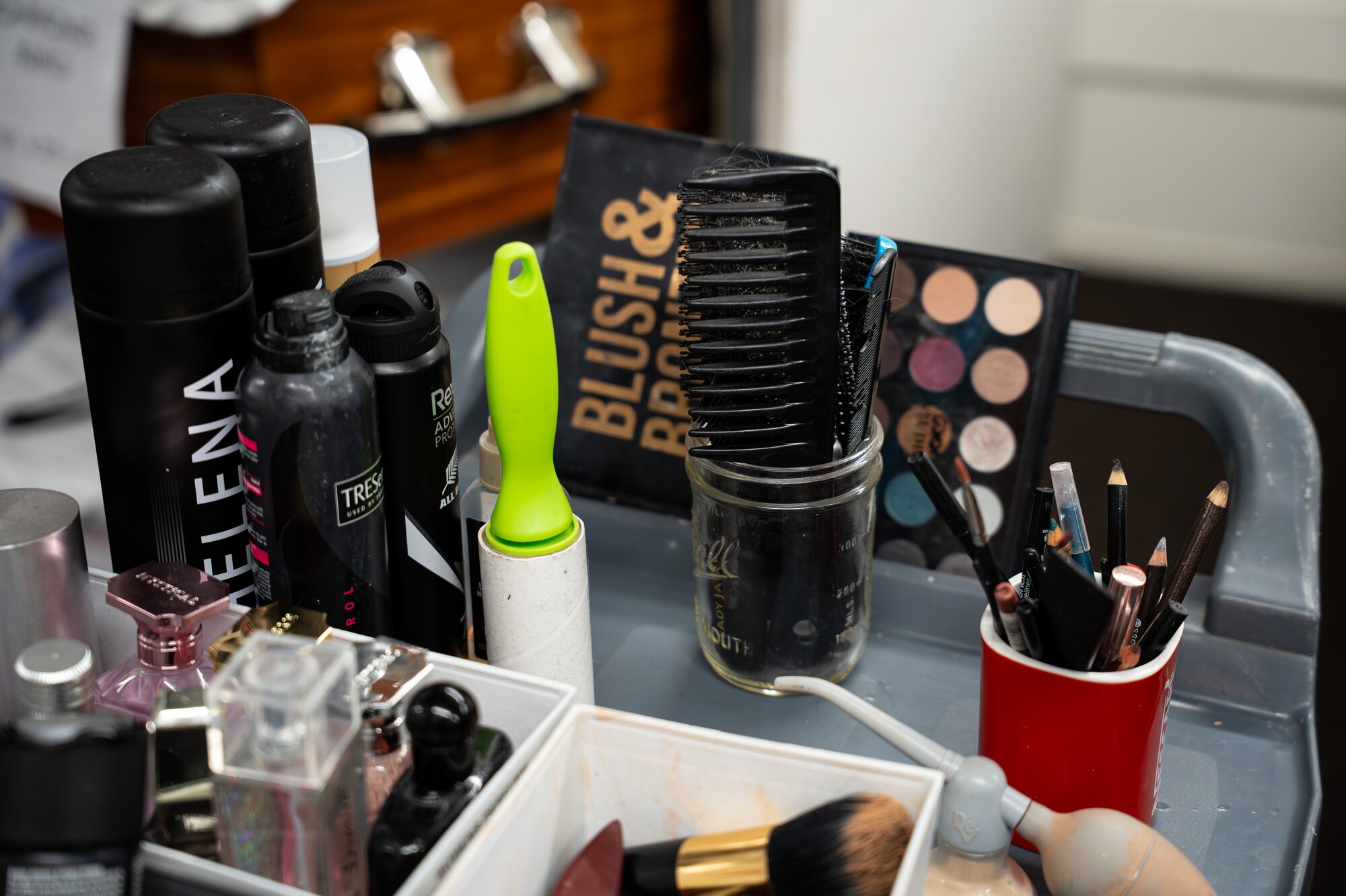 The makeup trolley in the