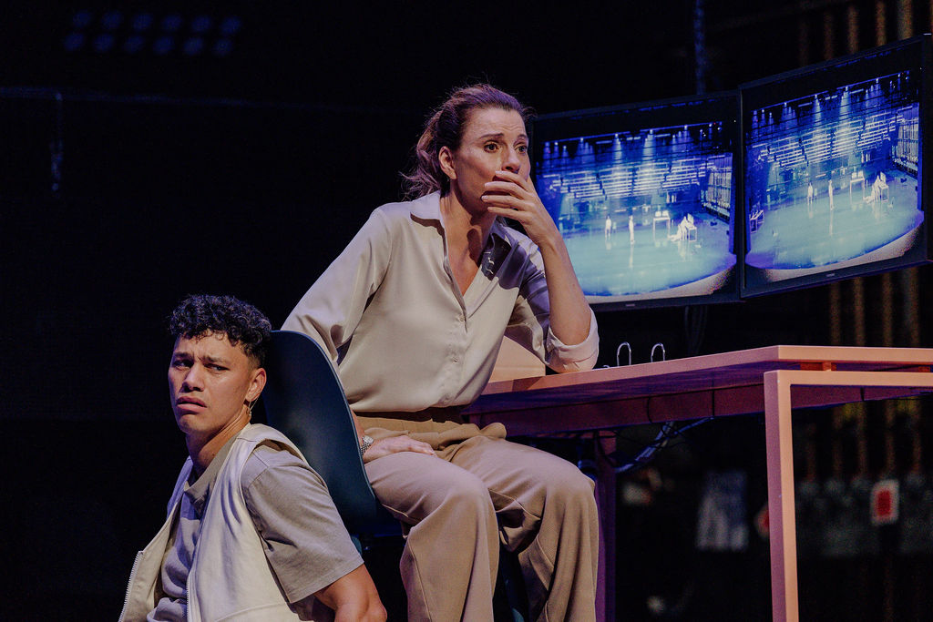 Tristan with Dr Lorna James, played by Sara Wiseman.