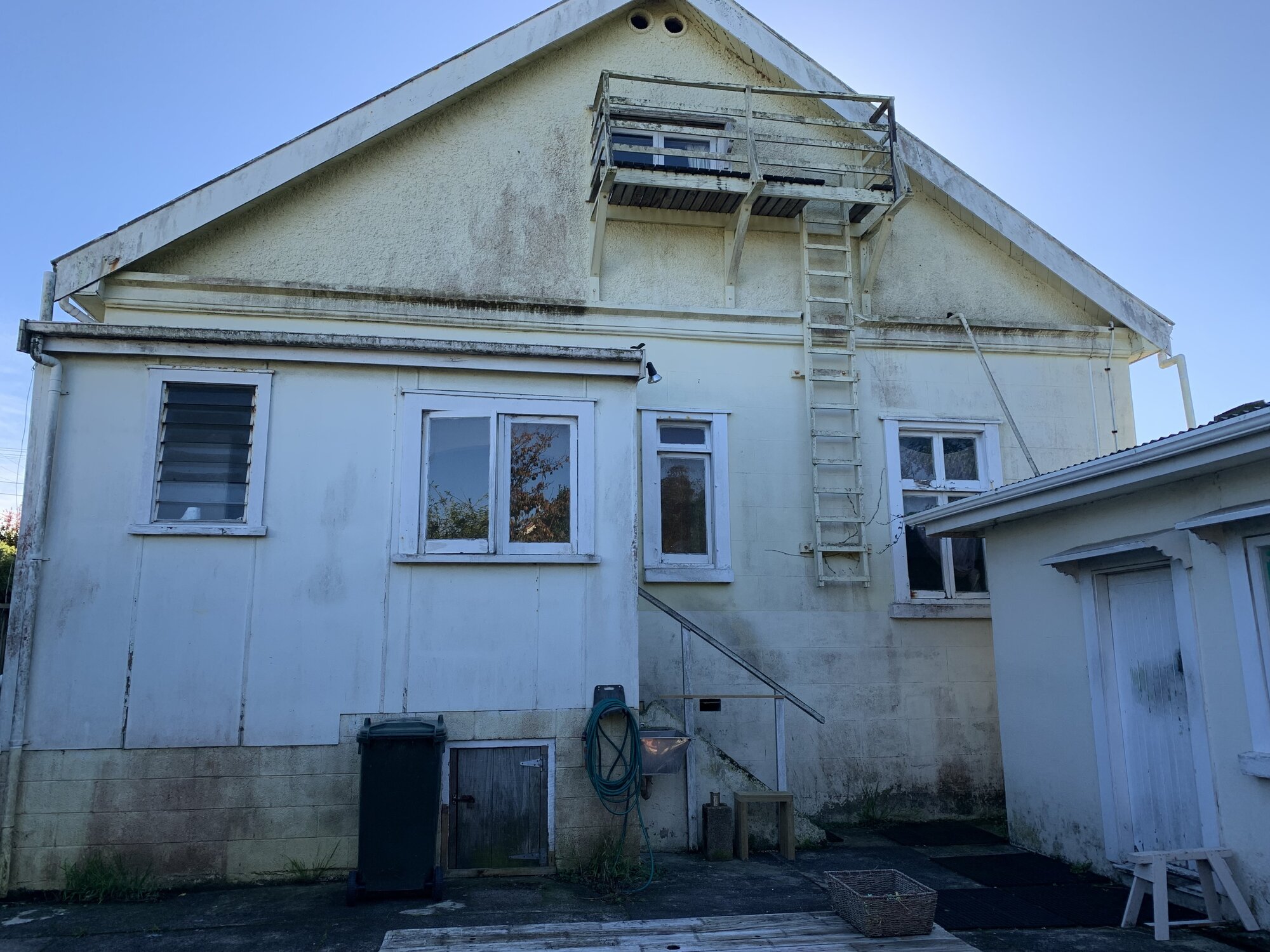 Medical fetish trailers