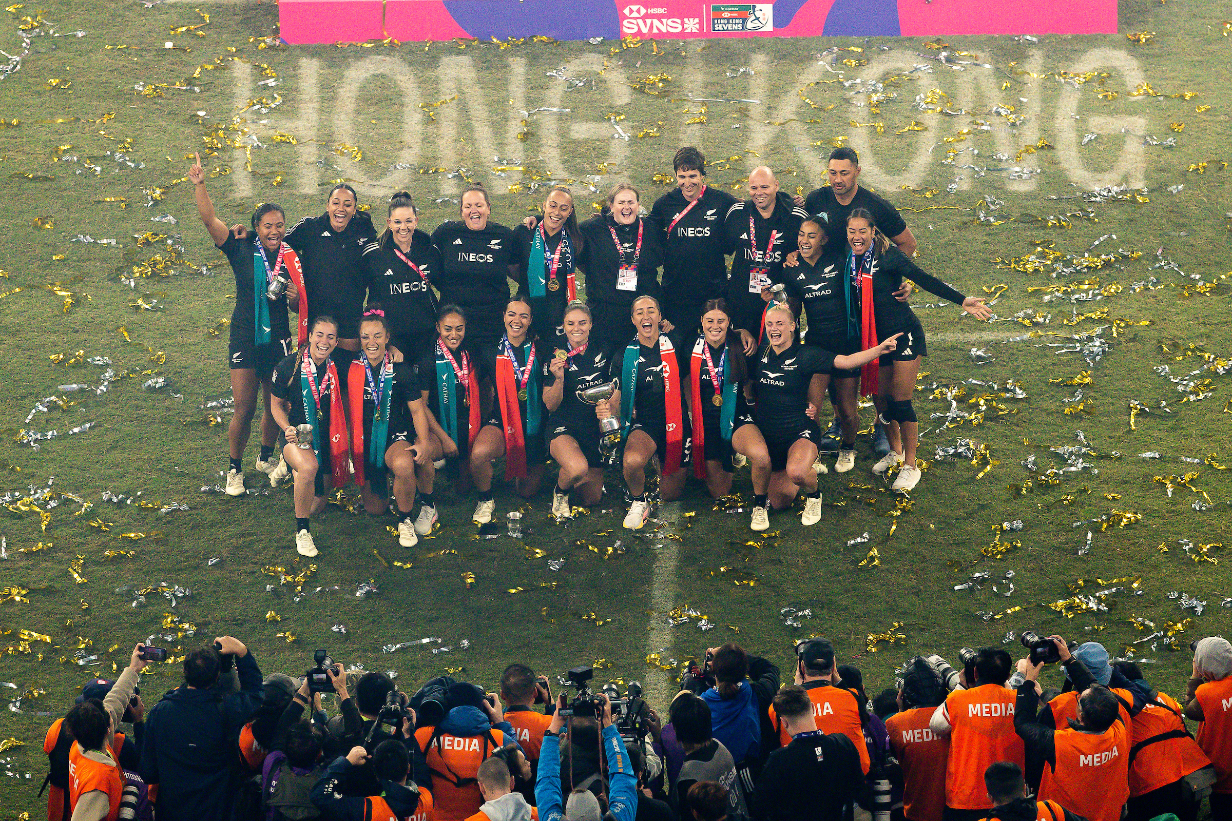 The Black Ferns Sevens with trophy during joint cup presentation in the HSBC Hong Kong Sevens. Photo / Photosport