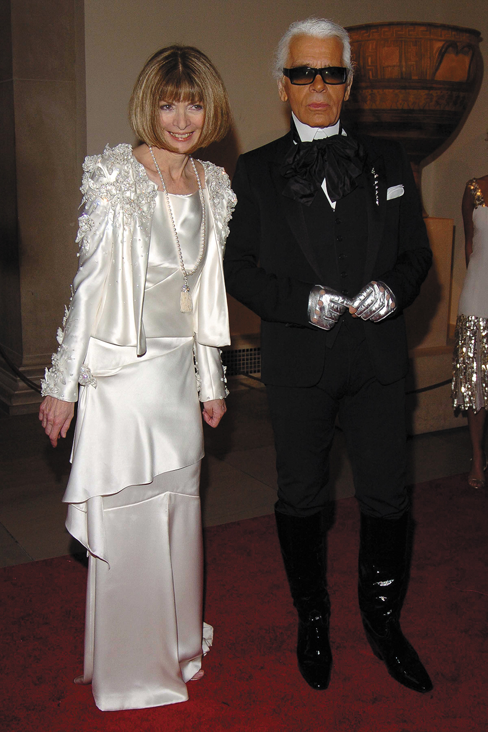  Anna and Karl Lagerfeld at the 2005 Met Gala. Photo / Getty Images