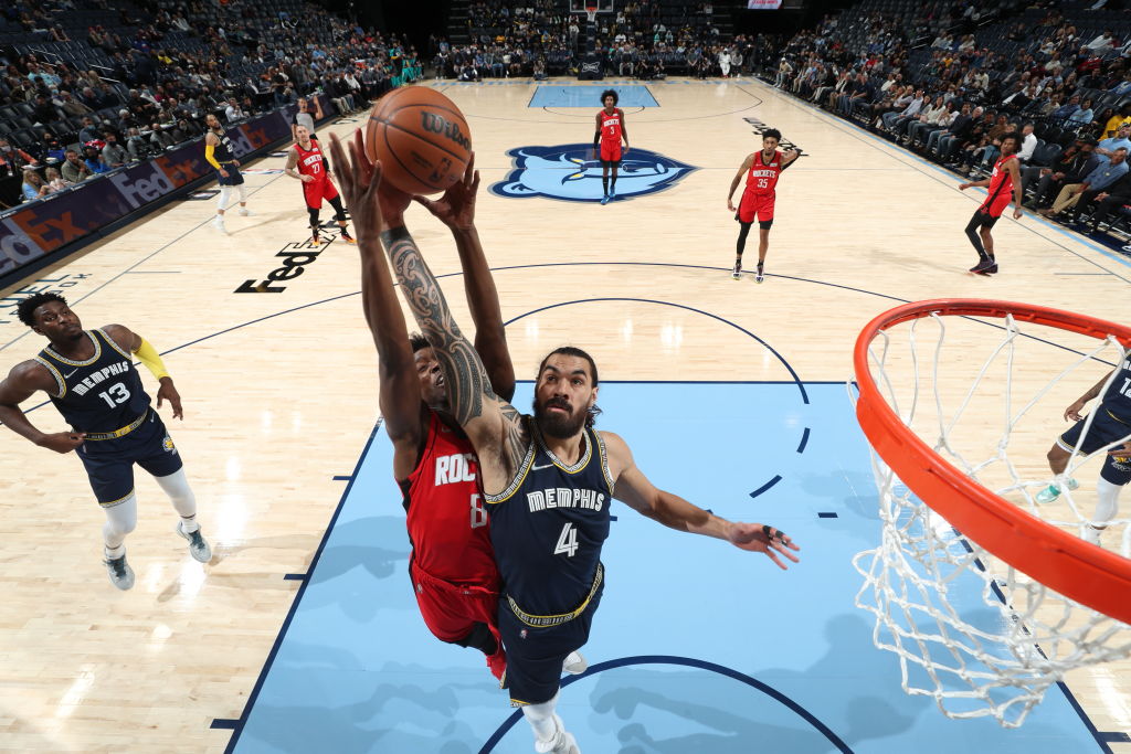 Steven Adams in action for his former team the Memphis Grizzlies against his new side the Houston Rockets. Photo / Getty Images