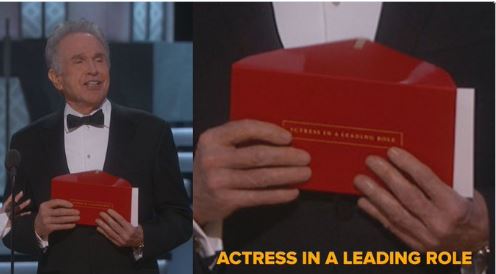 Warren Beatty was holding the wrong envelope. Photo / Twitter