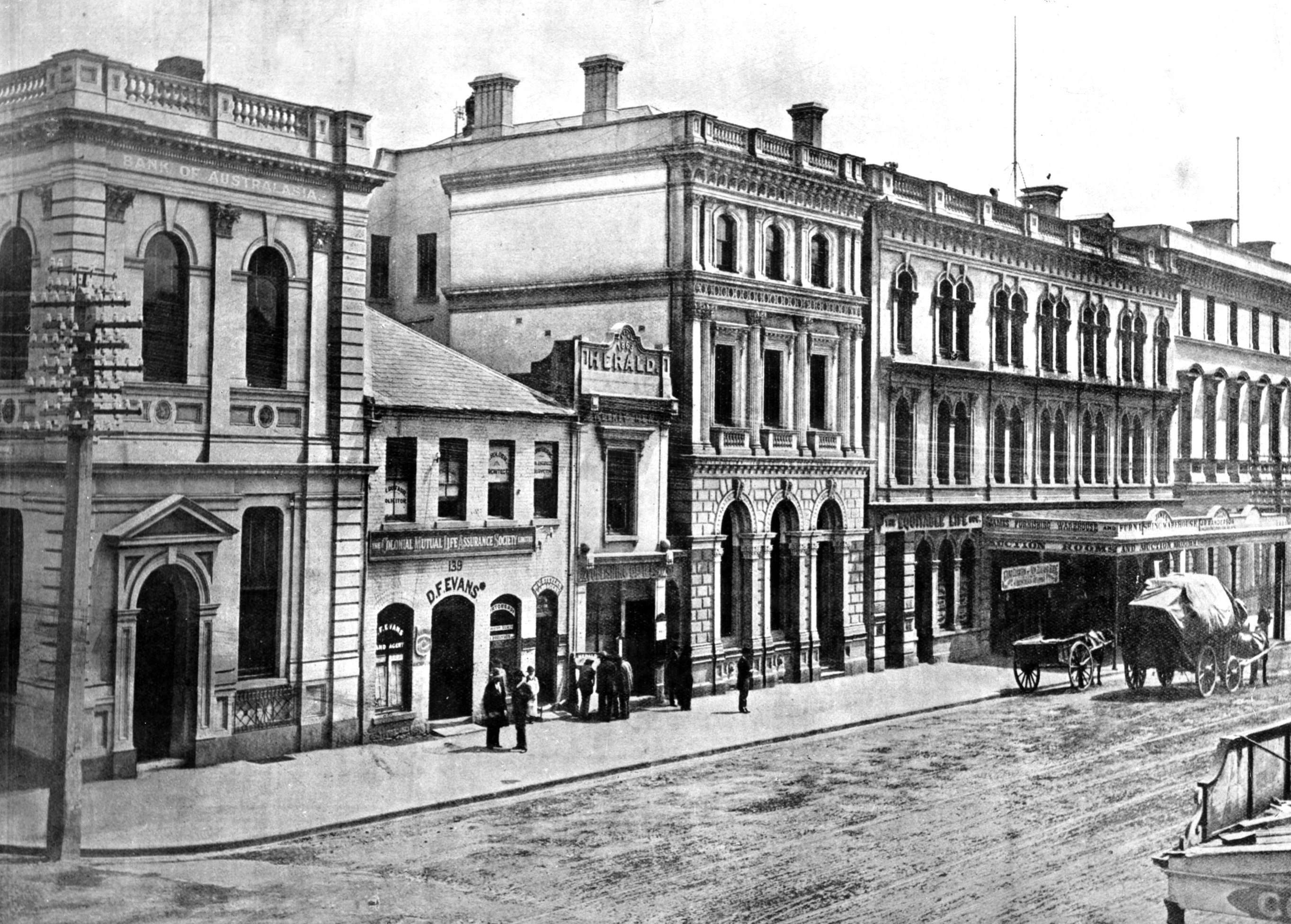 The Herald building from Queen St, 1880. Photo / Archives