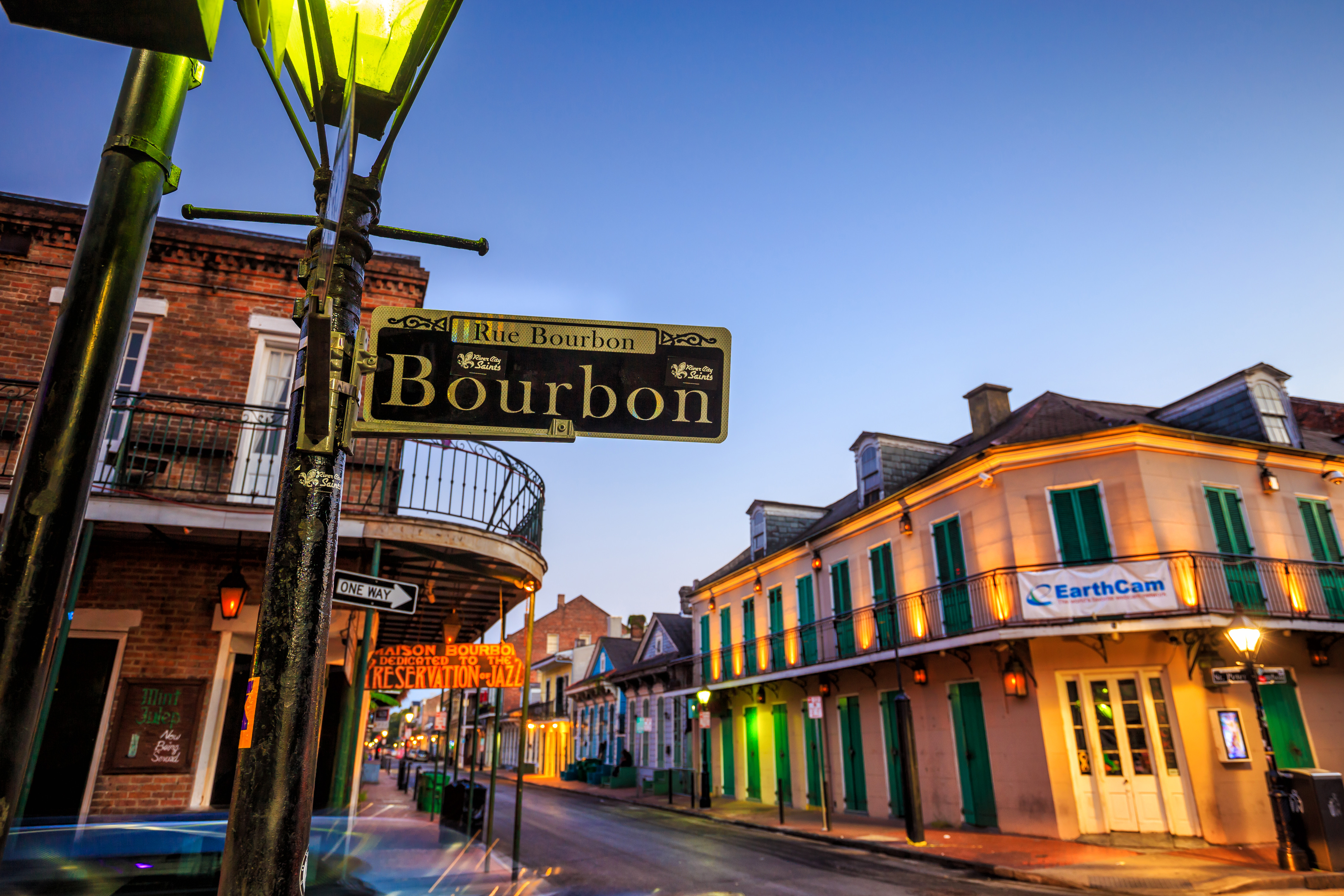 New Orleans’ Bourbon St allows open-container drinking. Photo / 123rf