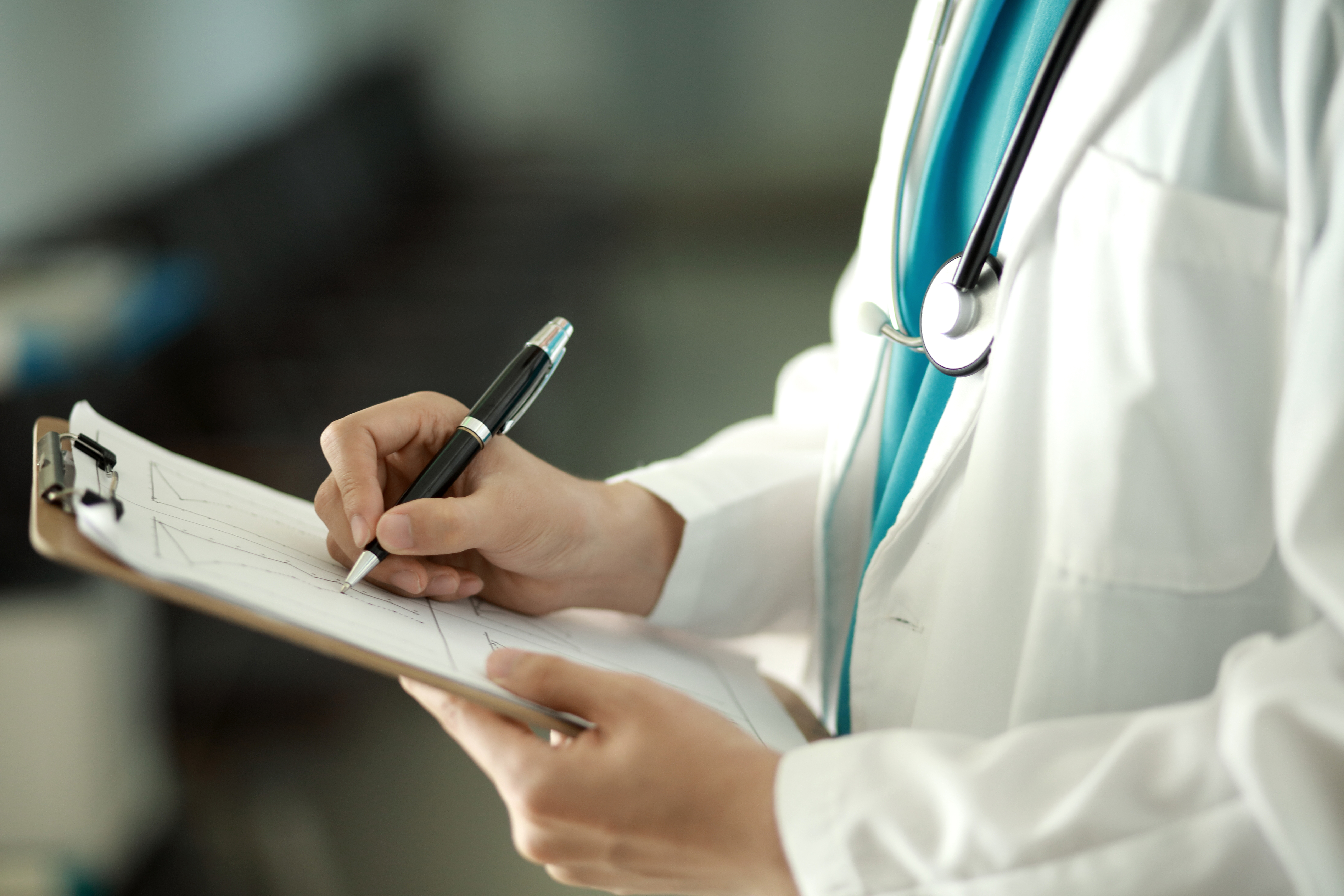More junior doctors are getting lost in the training pipeline. Photo / Getty Images